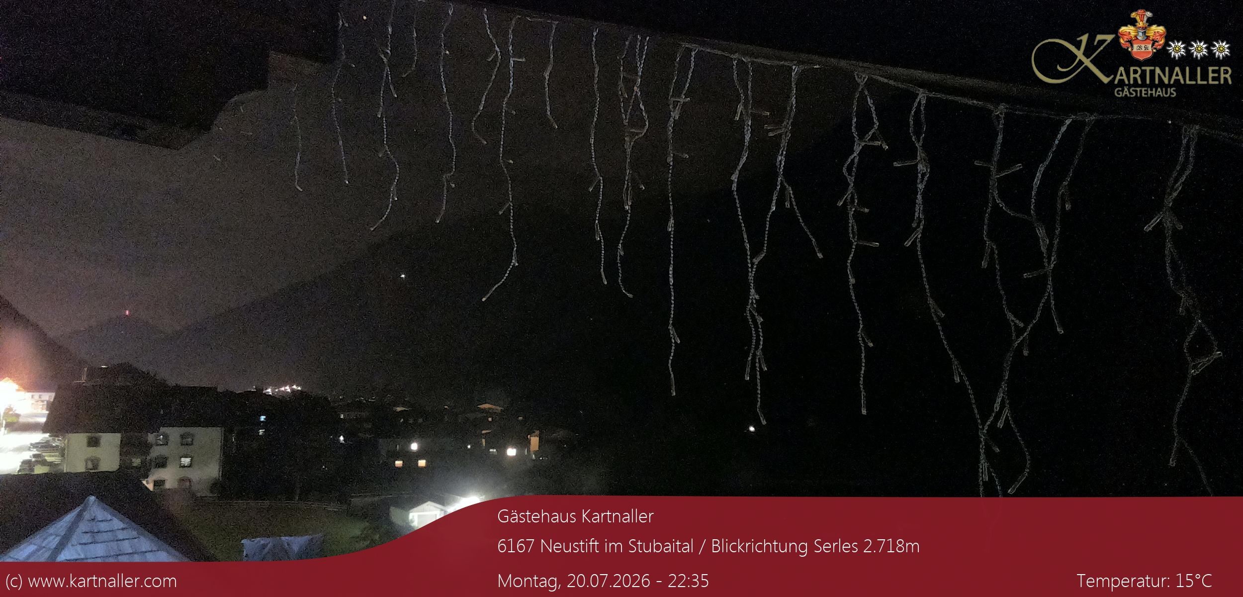Archiv Foto Webcam Blick Neustift und Serles / Stubaital