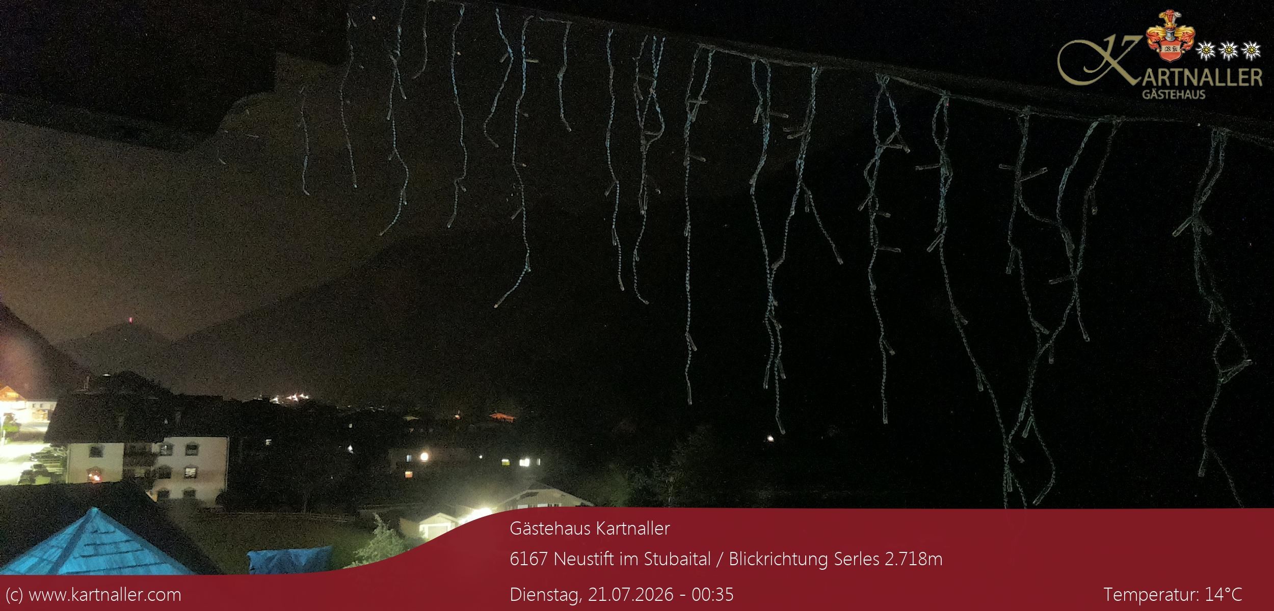 Archiv Foto Webcam Blick Neustift und Serles / Stubaital