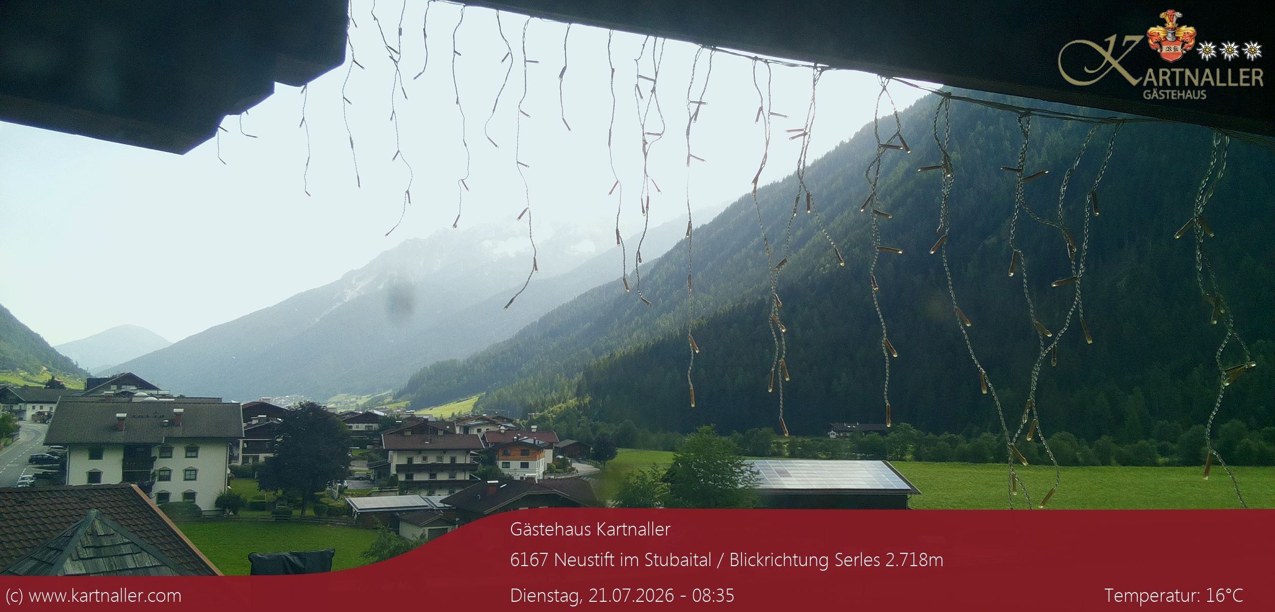 Archiv Foto Webcam Blick Neustift und Serles / Stubaital