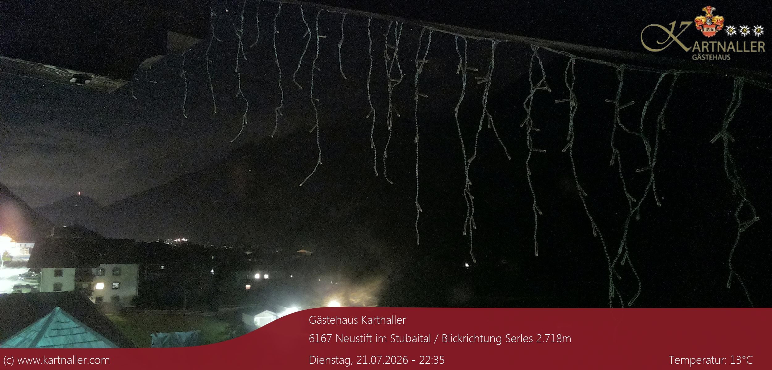 Archiv Foto Webcam Blick Neustift und Serles / Stubaital