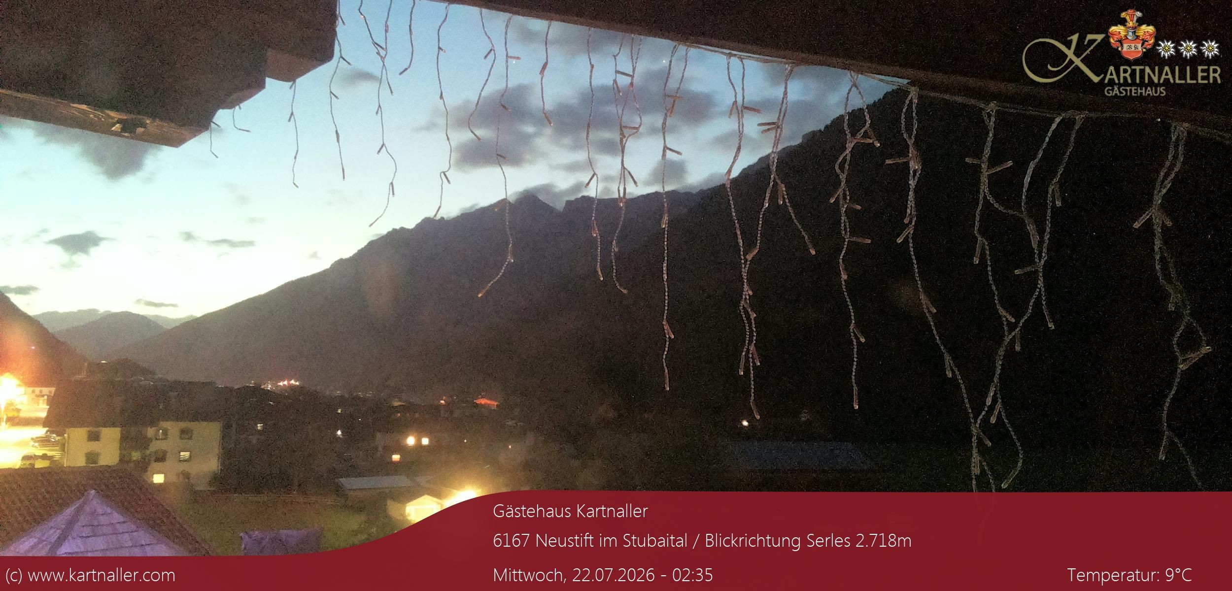 Archived image Webcam View to Neustift and Serles