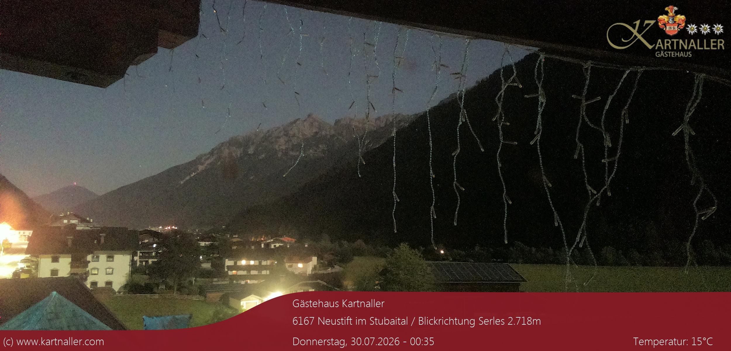 Archived image Webcam View to Neustift and Serles