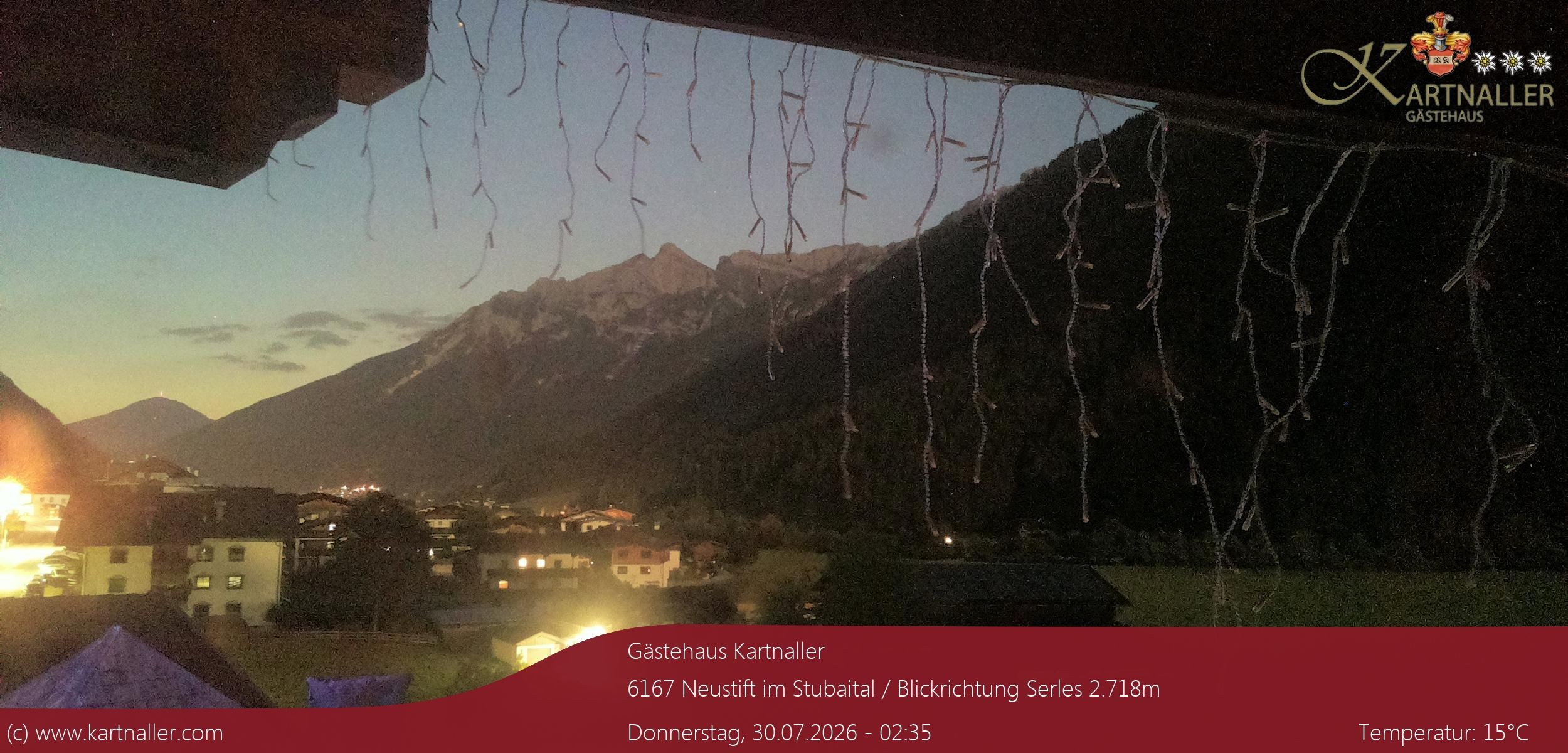 Archived image Webcam View to Neustift and Serles