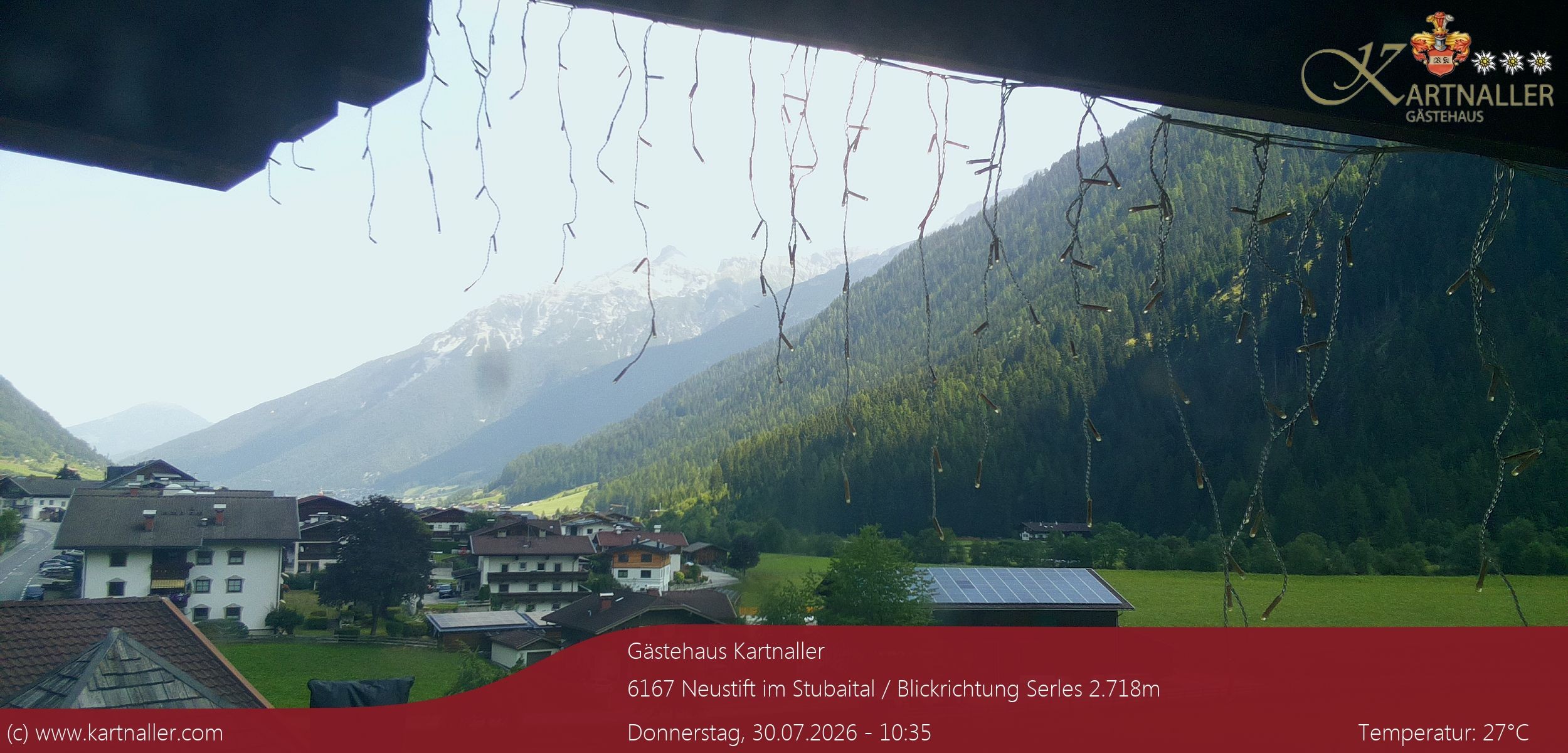 Archived image Webcam View to Neustift and Serles