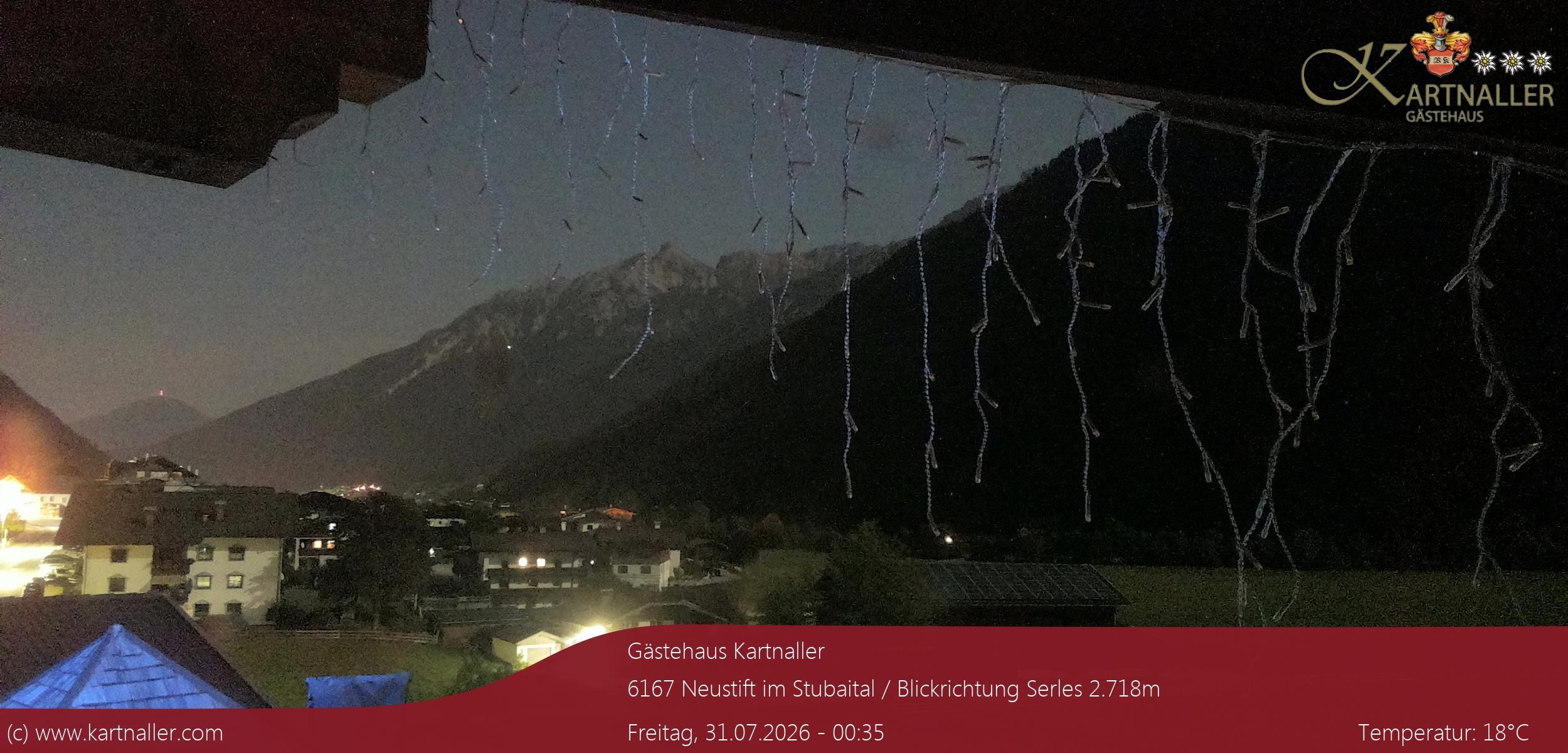 Archiv Foto Webcam Blick Neustift und Serles / Stubaital