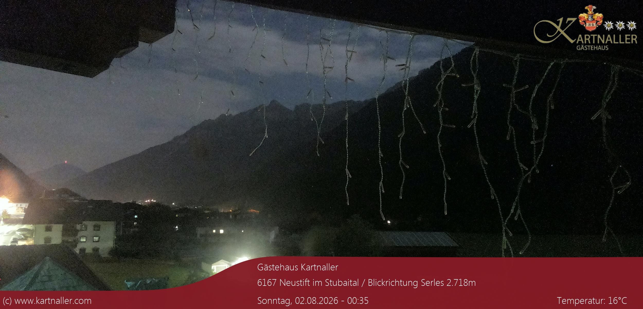 Archiv Foto Webcam Blick Neustift und Serles / Stubaital