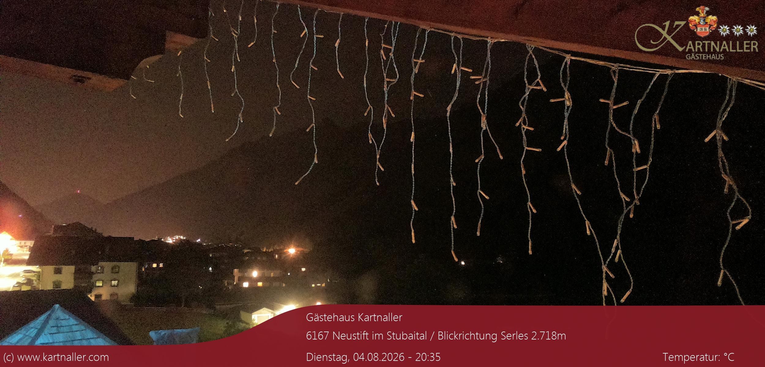 Archiv Foto Webcam Blick Neustift und Serles / Stubaital