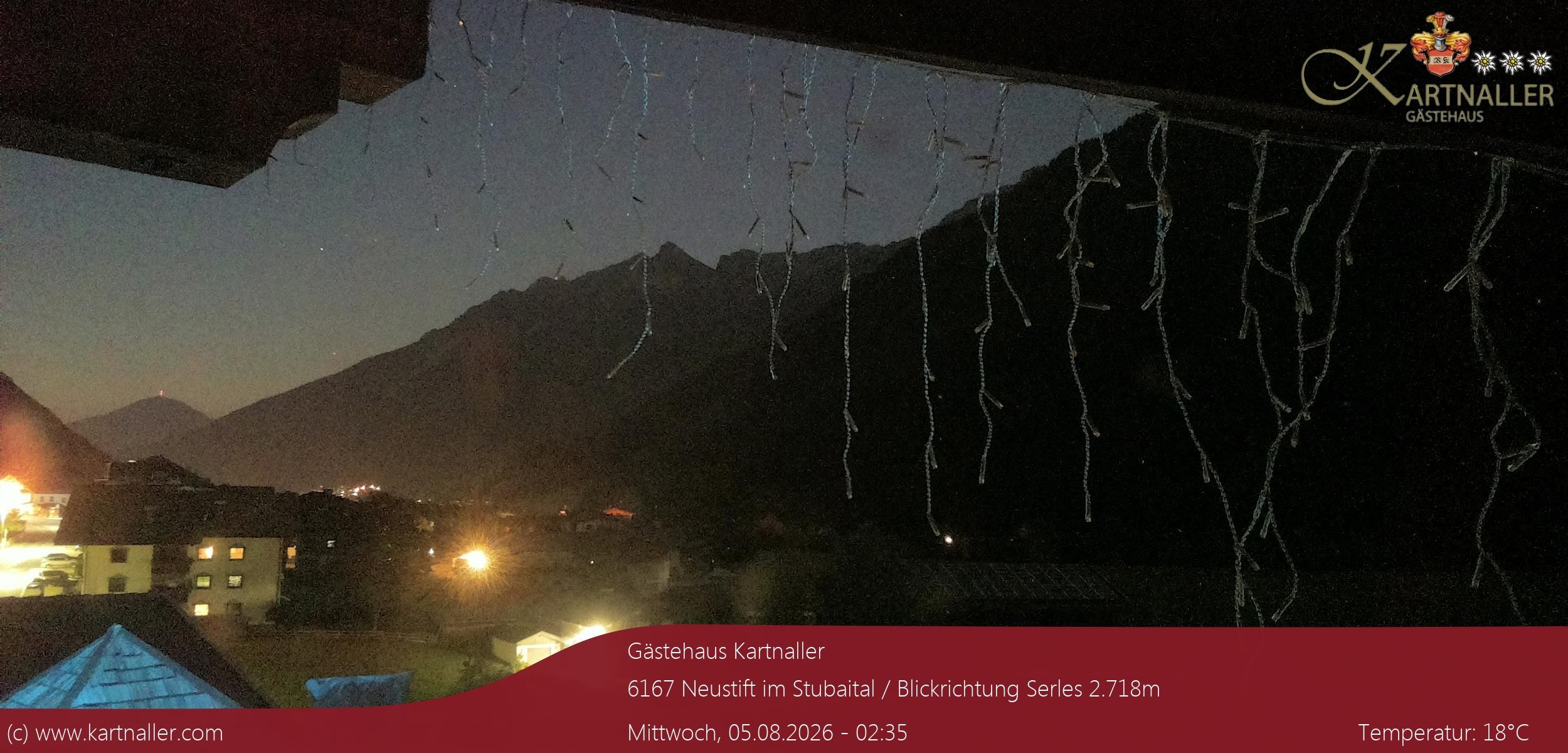 Archiv Foto Webcam Blick Neustift und Serles / Stubaital