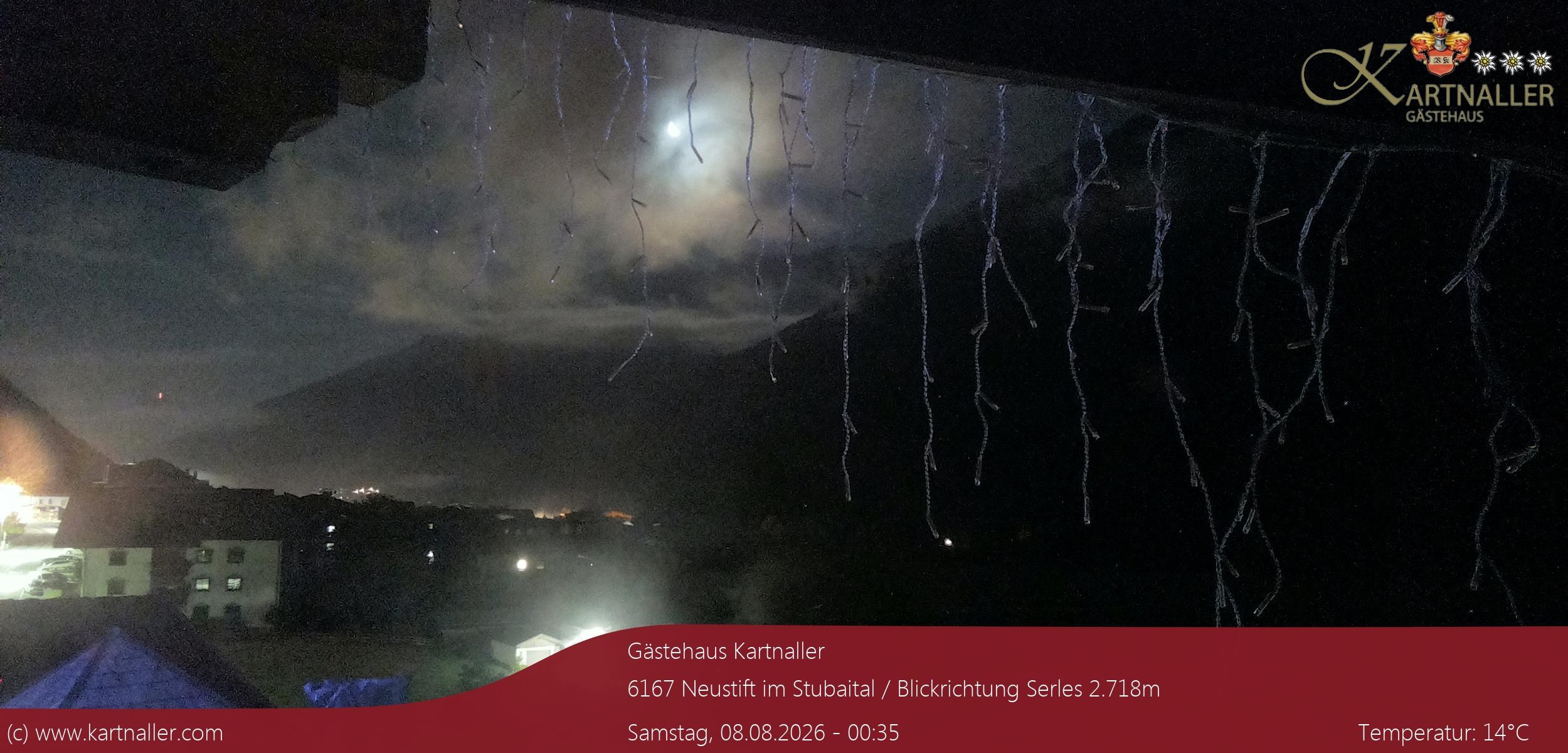 Archived image Webcam View to Neustift and Serles