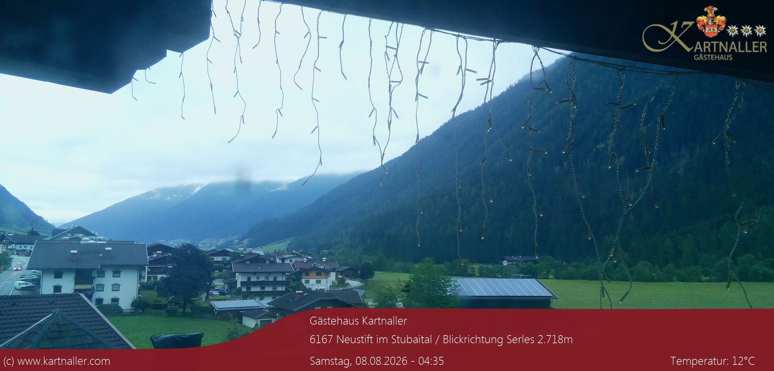 Archiv Foto Webcam Blick Neustift und Serles / Stubaital