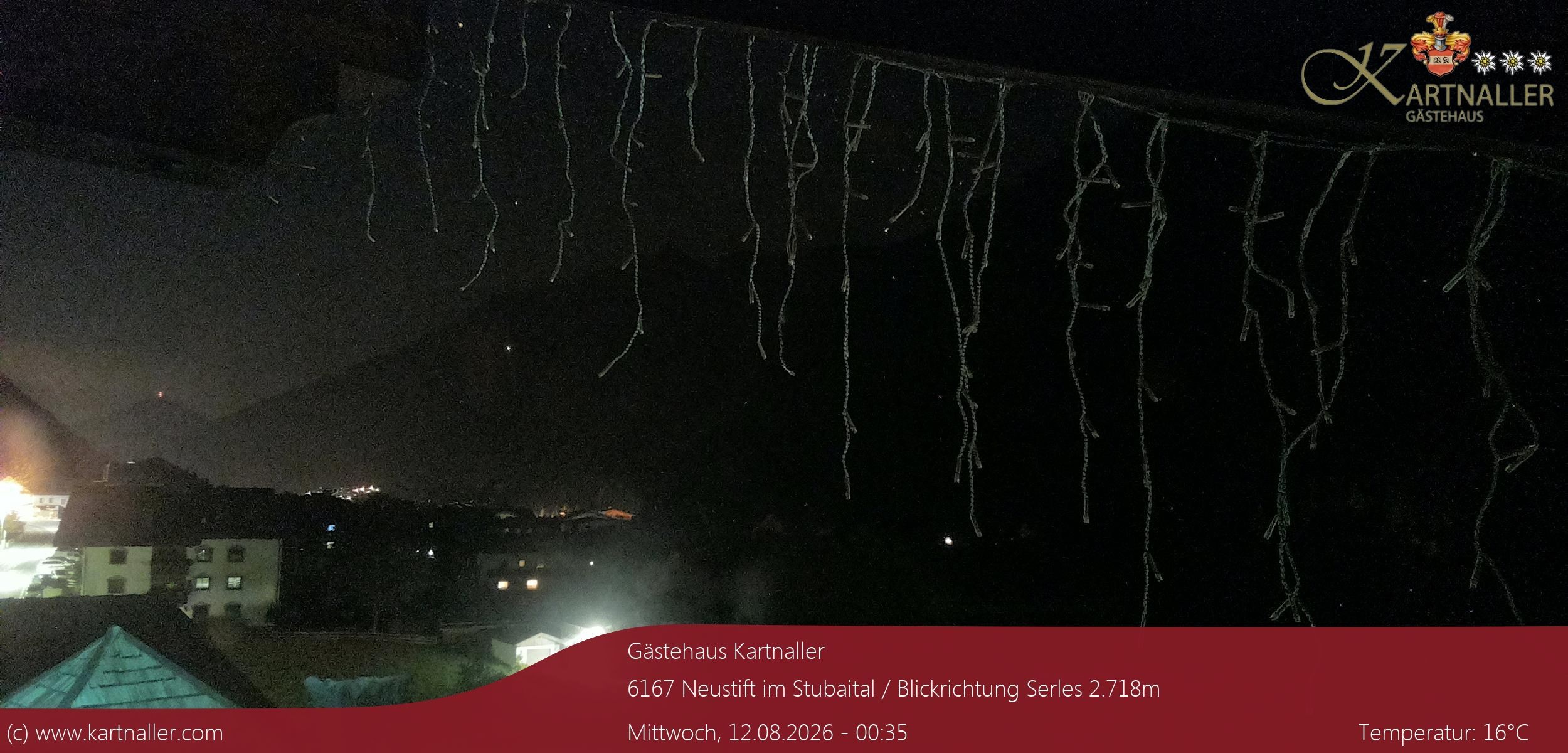 Archiv Foto Webcam Blick Neustift und Serles / Stubaital