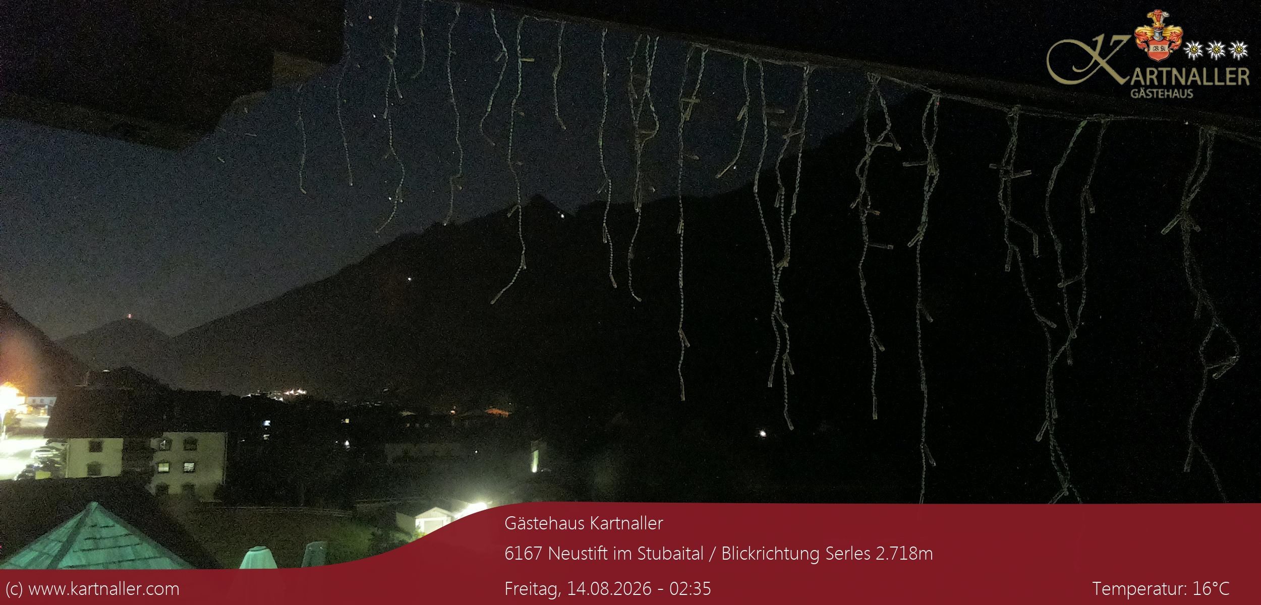 Archived image Webcam View to Neustift and Serles