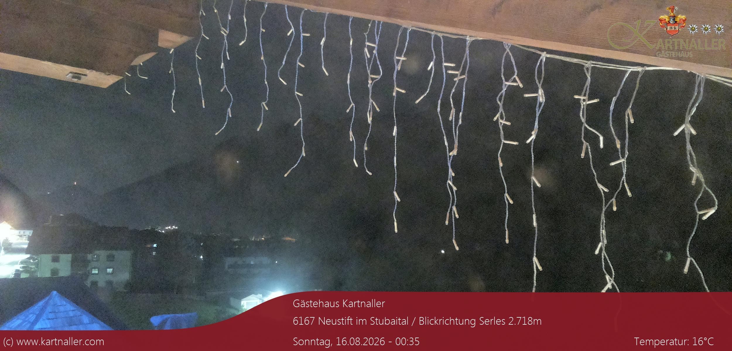 Archiv Foto Webcam Blick Neustift und Serles / Stubaital