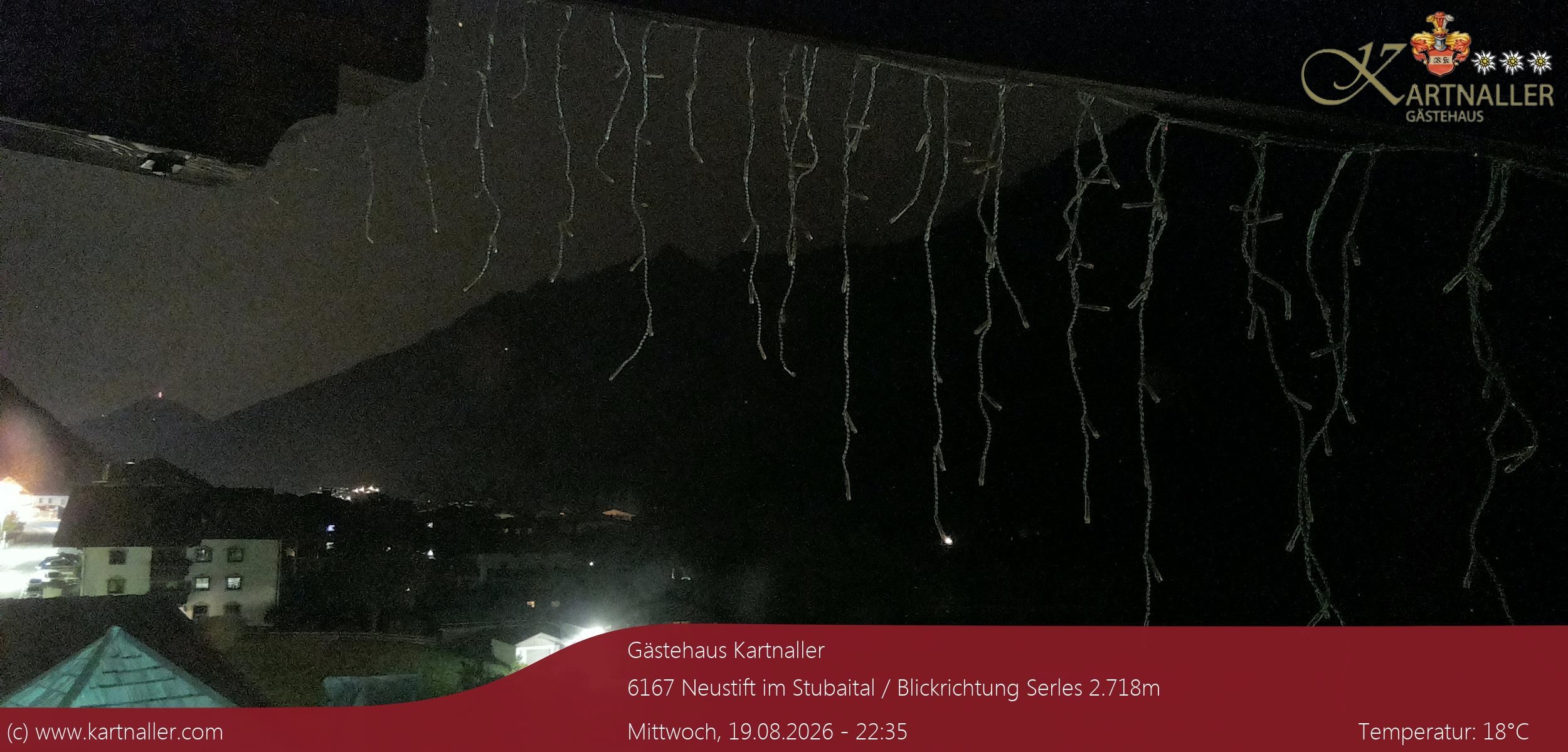 Archiv Foto Webcam Blick Neustift und Serles / Stubaital