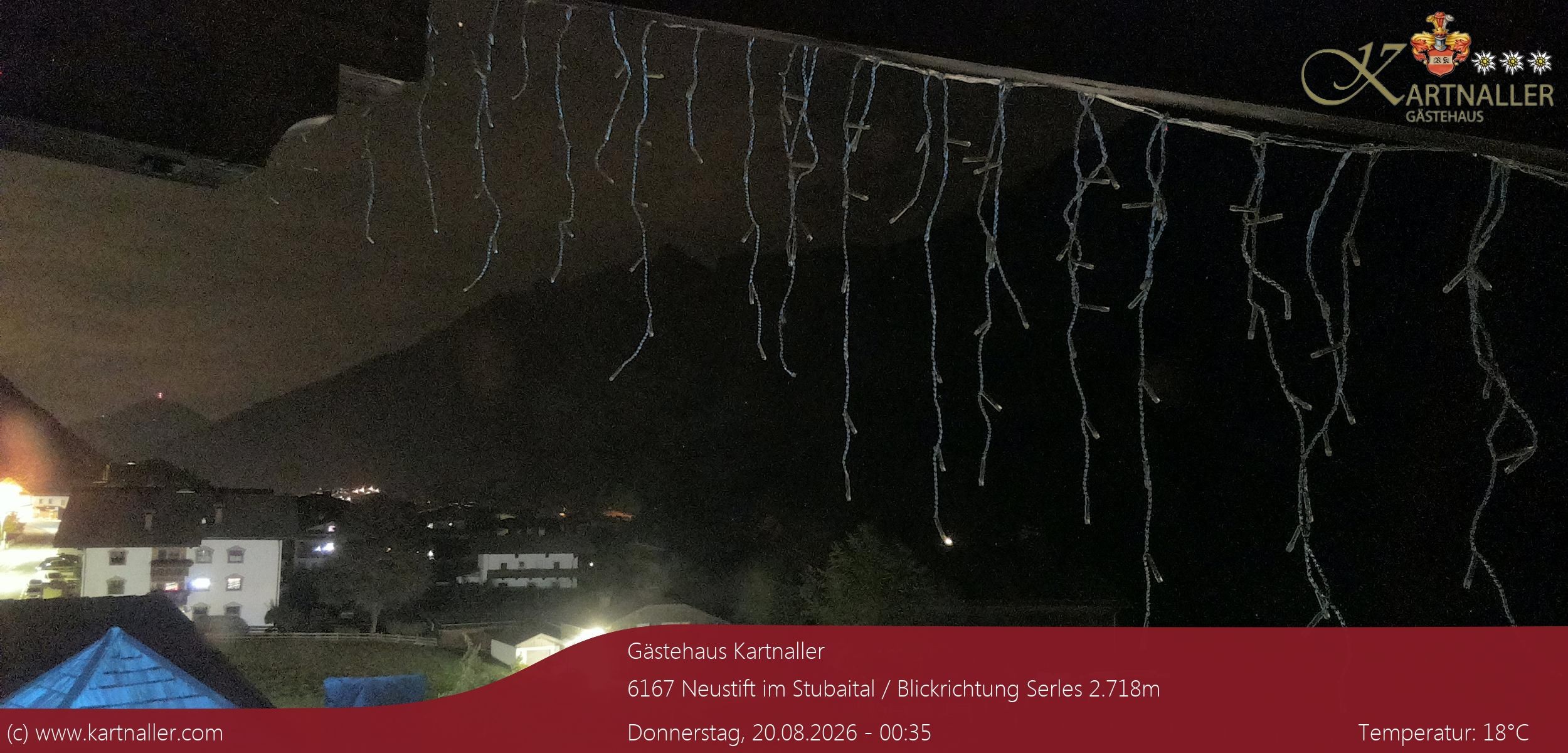 Archiv Foto Webcam Blick Neustift und Serles / Stubaital