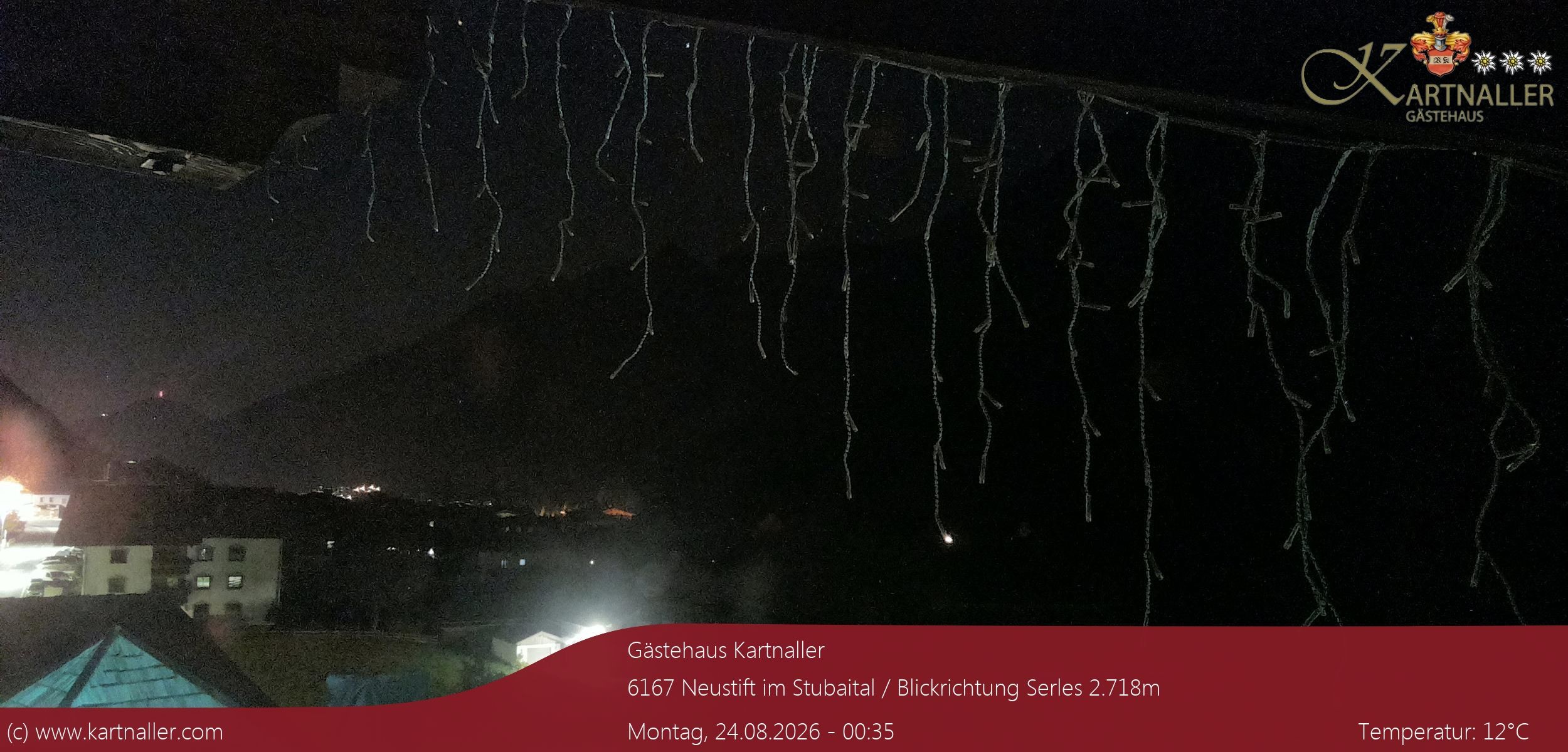Archiv Foto Webcam Blick Neustift und Serles / Stubaital
