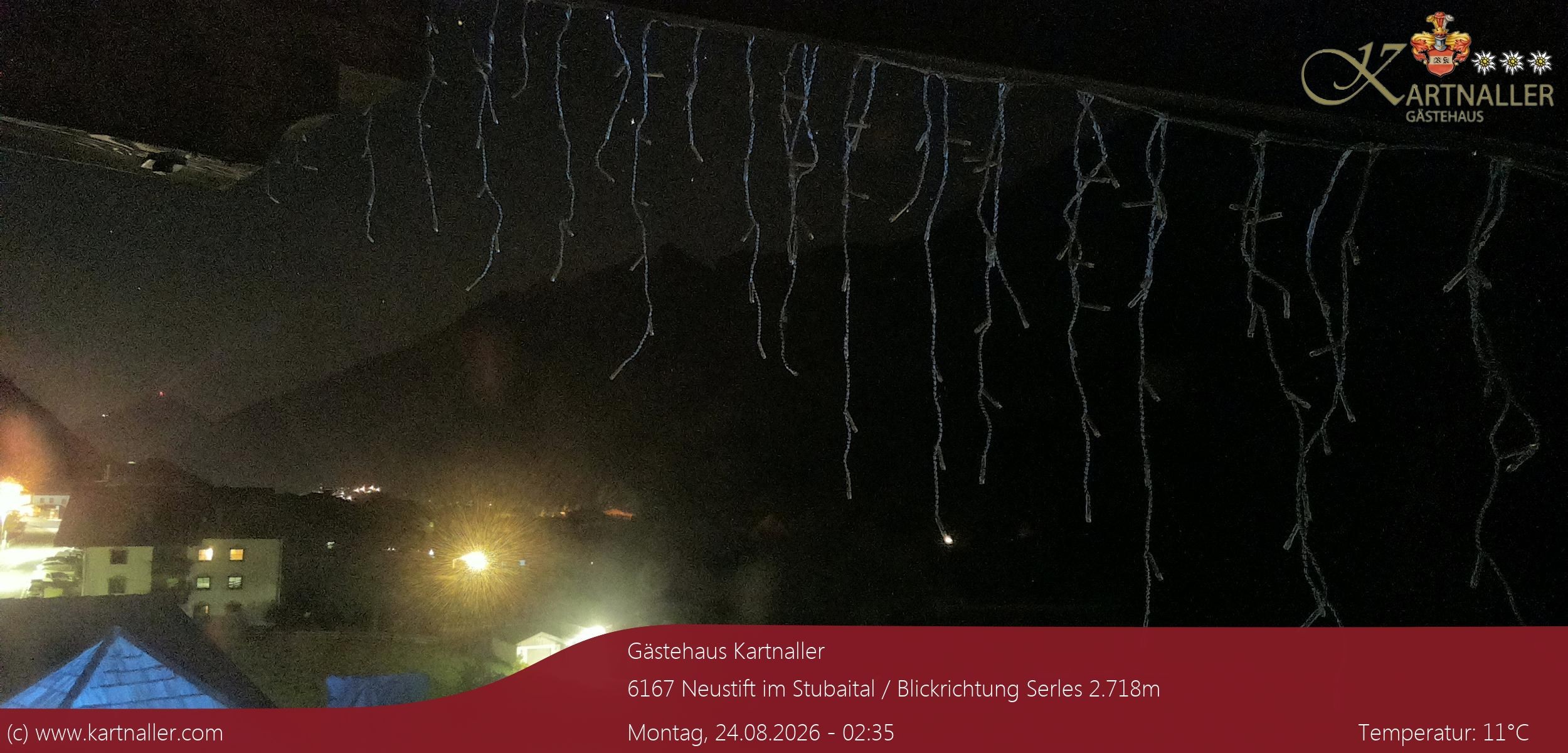 Archiv Foto Webcam Blick Neustift und Serles / Stubaital