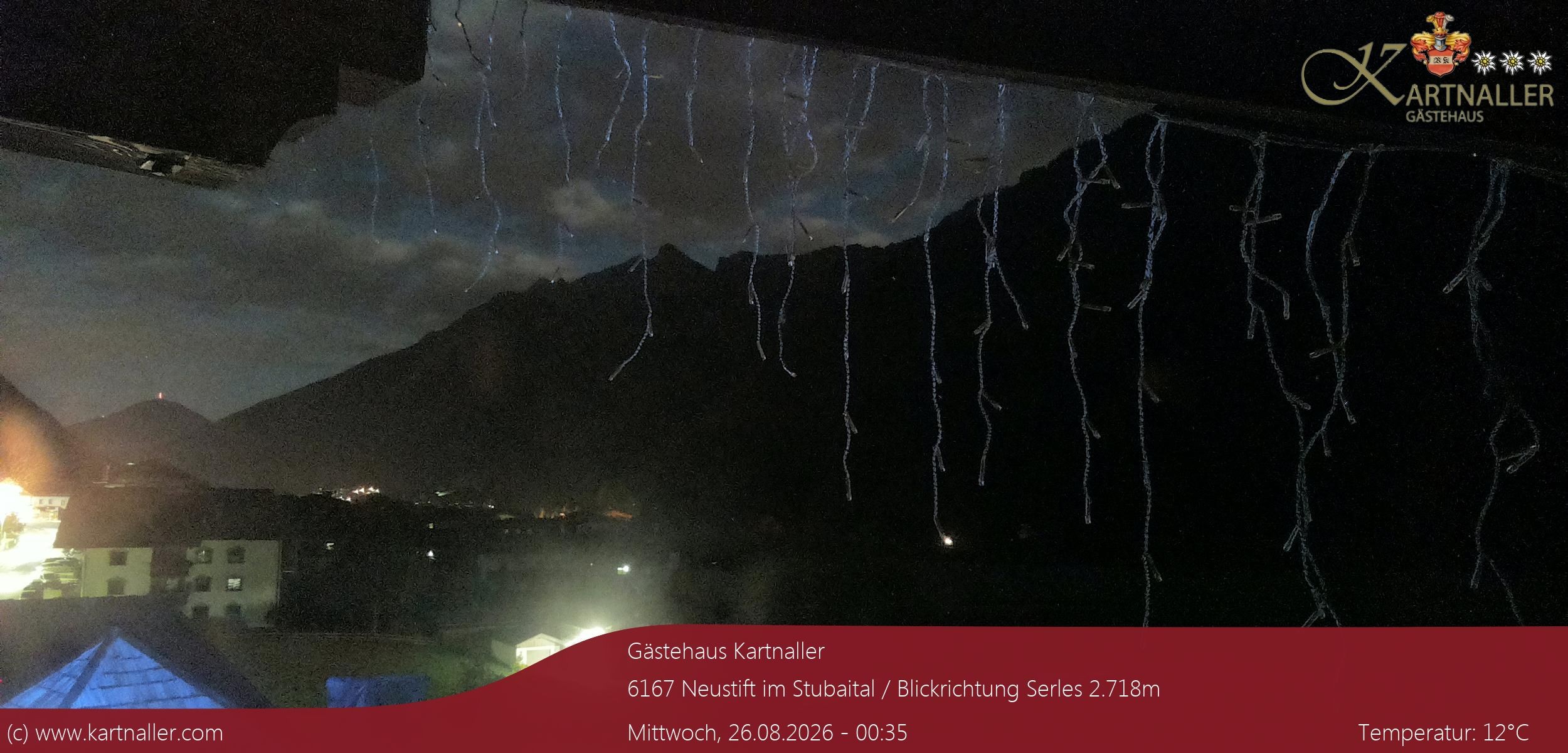 Archiv Foto Webcam Blick Neustift und Serles / Stubaital