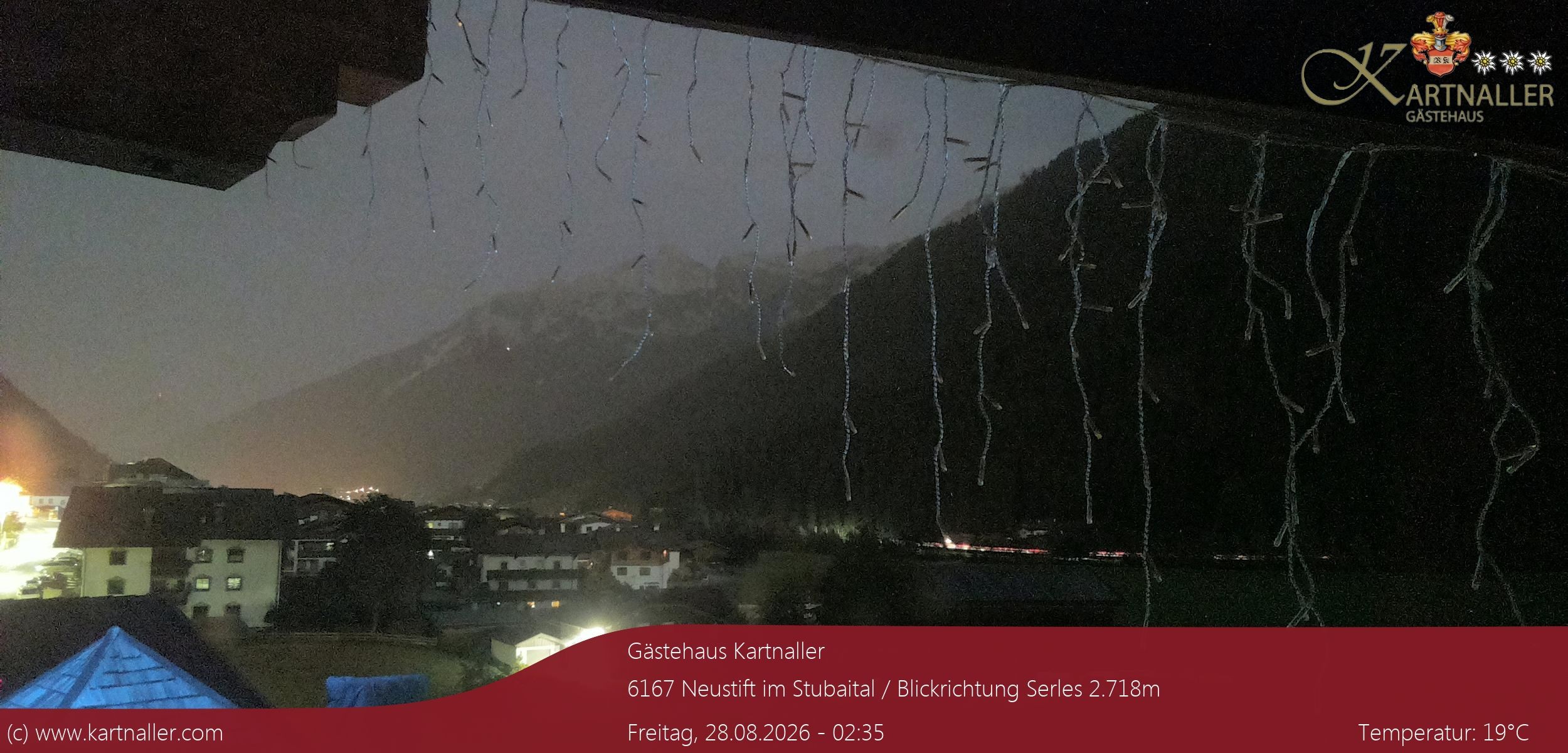 Archiv Foto Webcam Blick Neustift und Serles / Stubaital