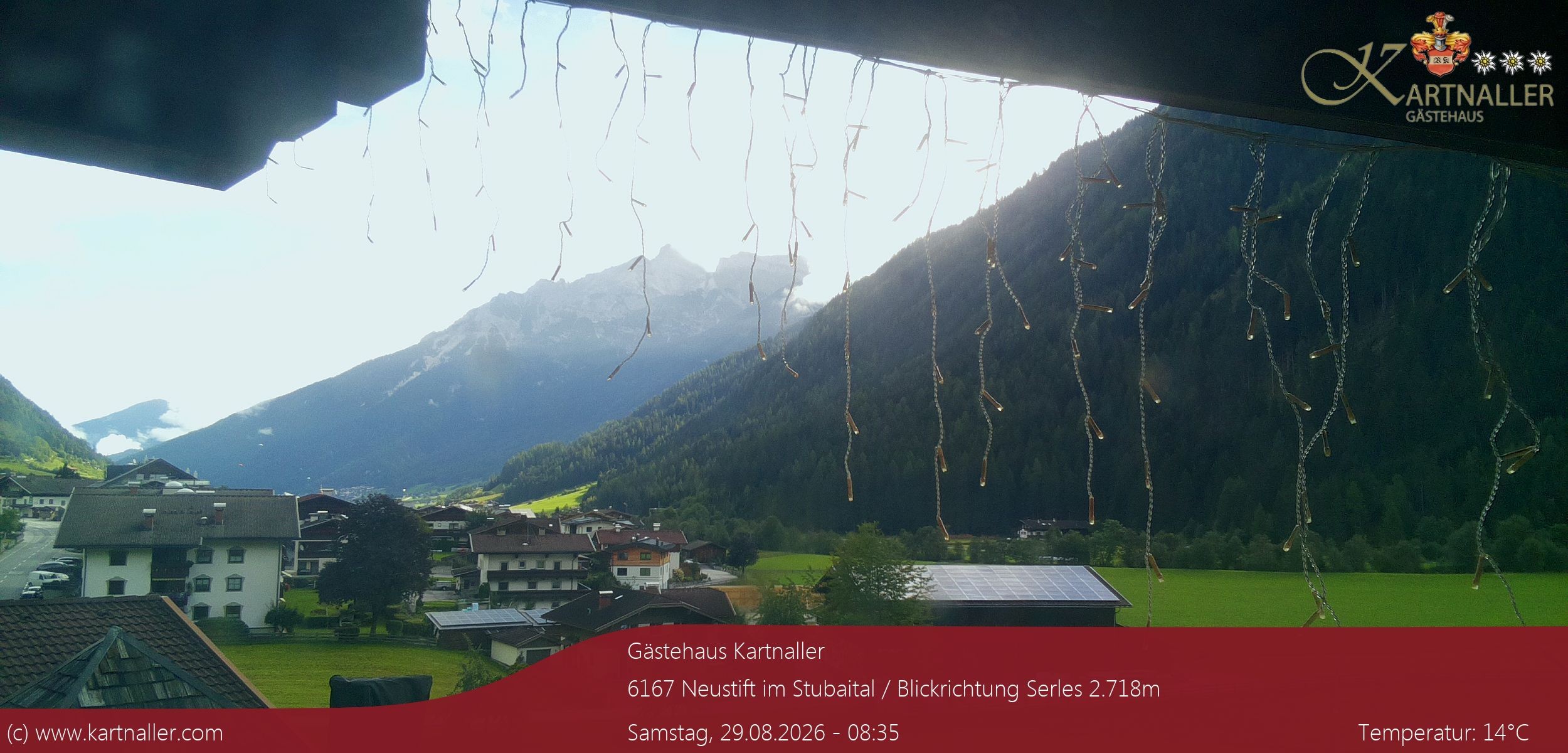 Archived image Webcam View to Neustift and Serles