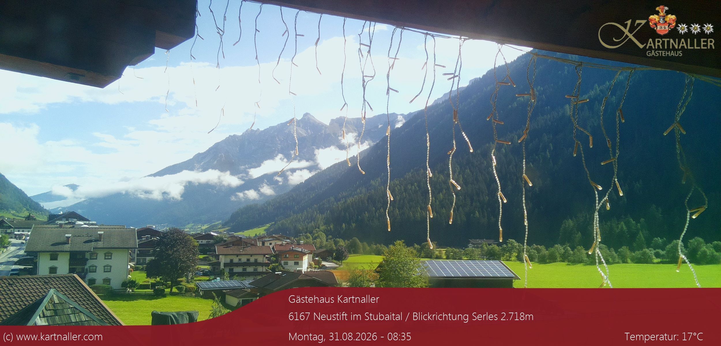 Archiv Foto Webcam Blick Neustift und Serles / Stubaital