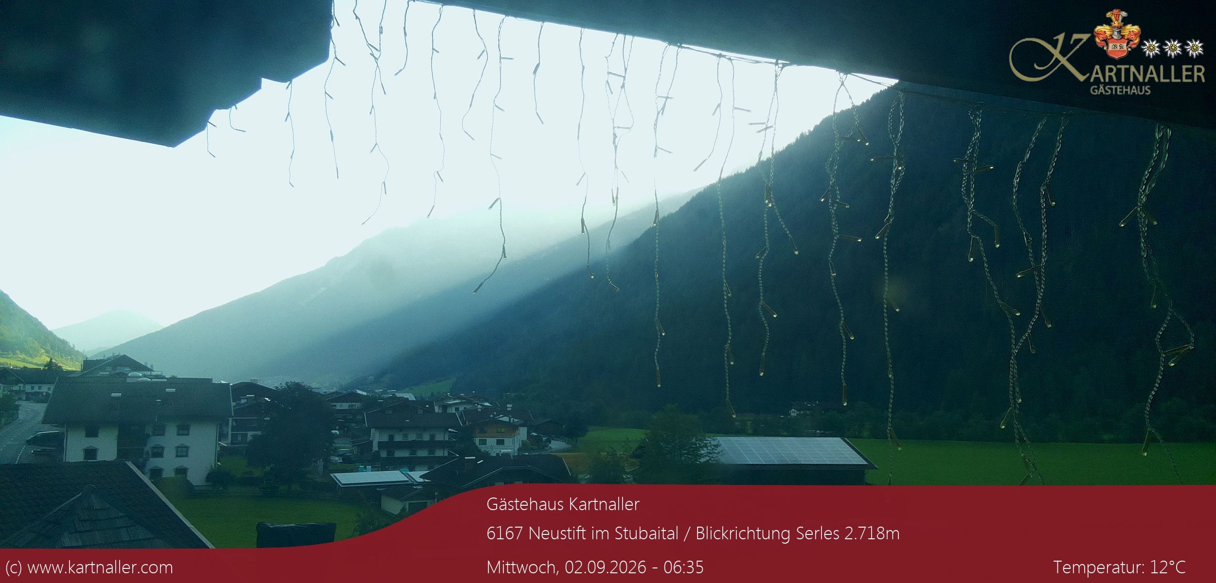 Archiv Foto Webcam Blick Neustift und Serles / Stubaital
