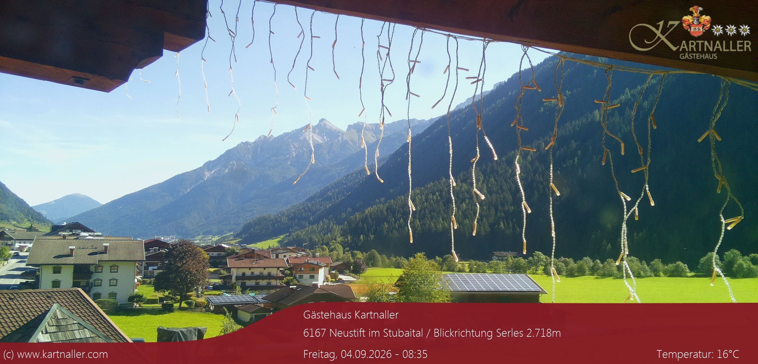 Archived image Webcam View to Neustift and Serles