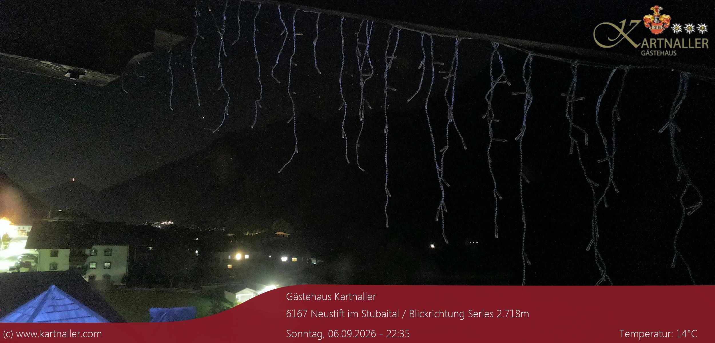 Archiv Foto Webcam Blick Neustift und Serles / Stubaital