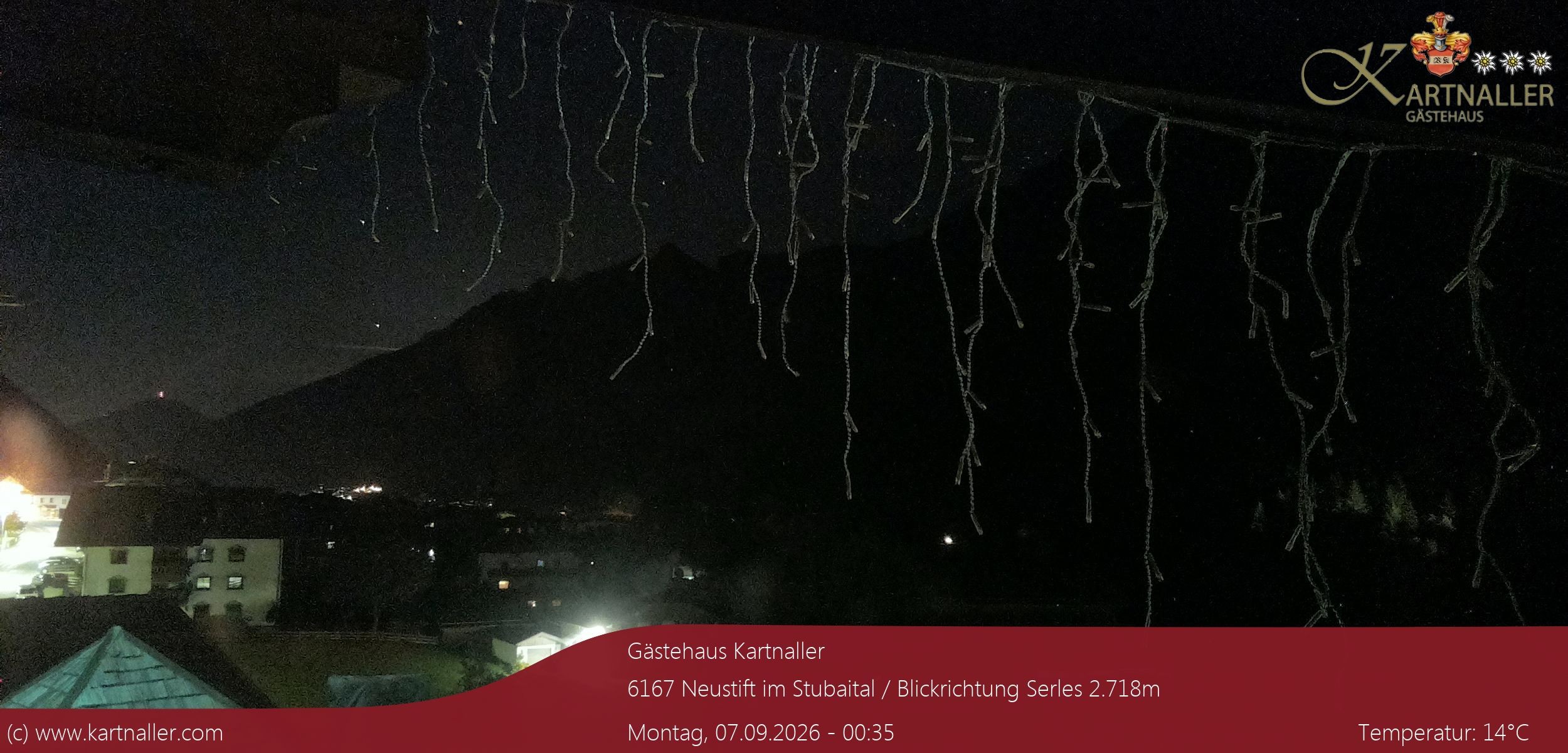 Archiv Foto Webcam Blick Neustift und Serles / Stubaital