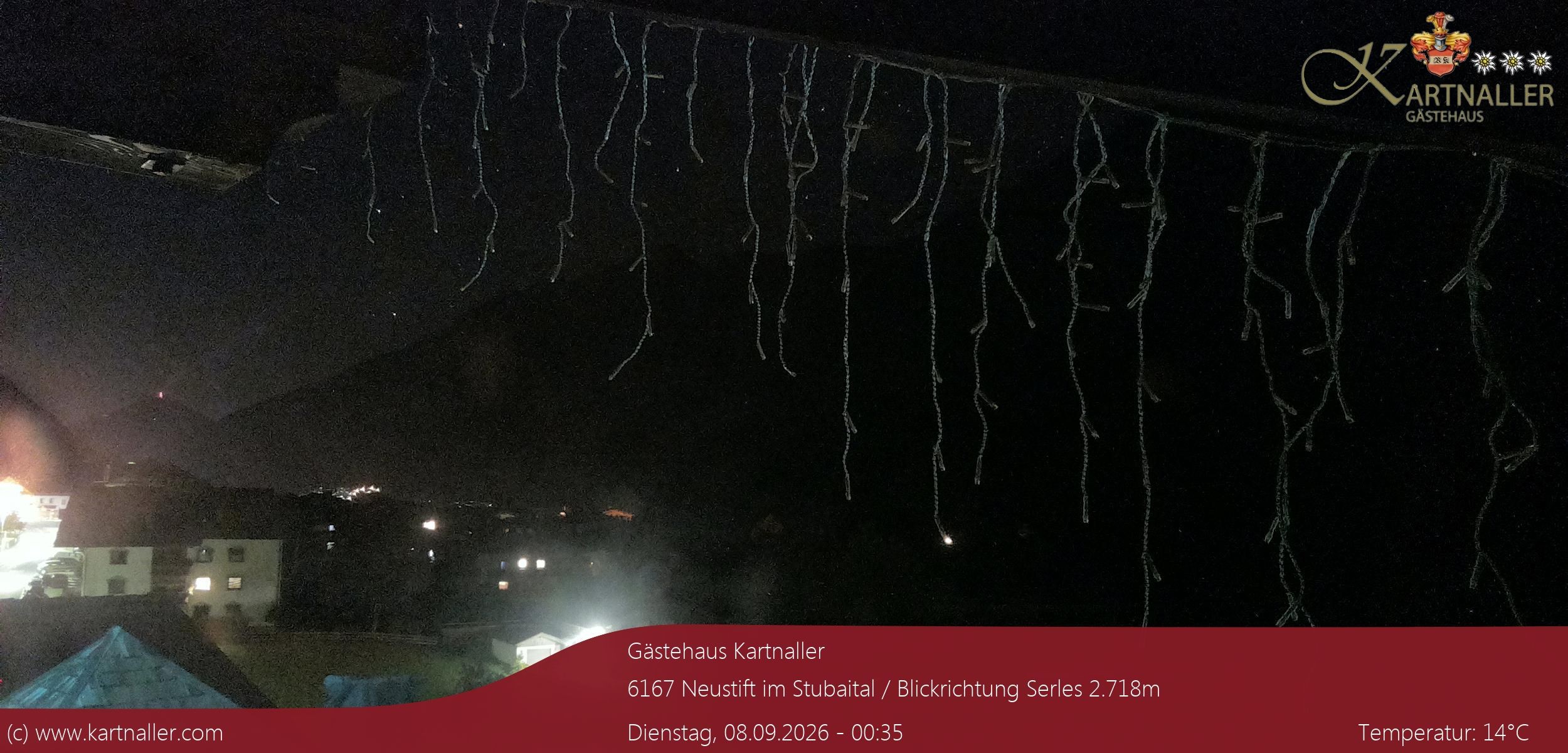 Archiv Foto Webcam Blick Neustift und Serles / Stubaital