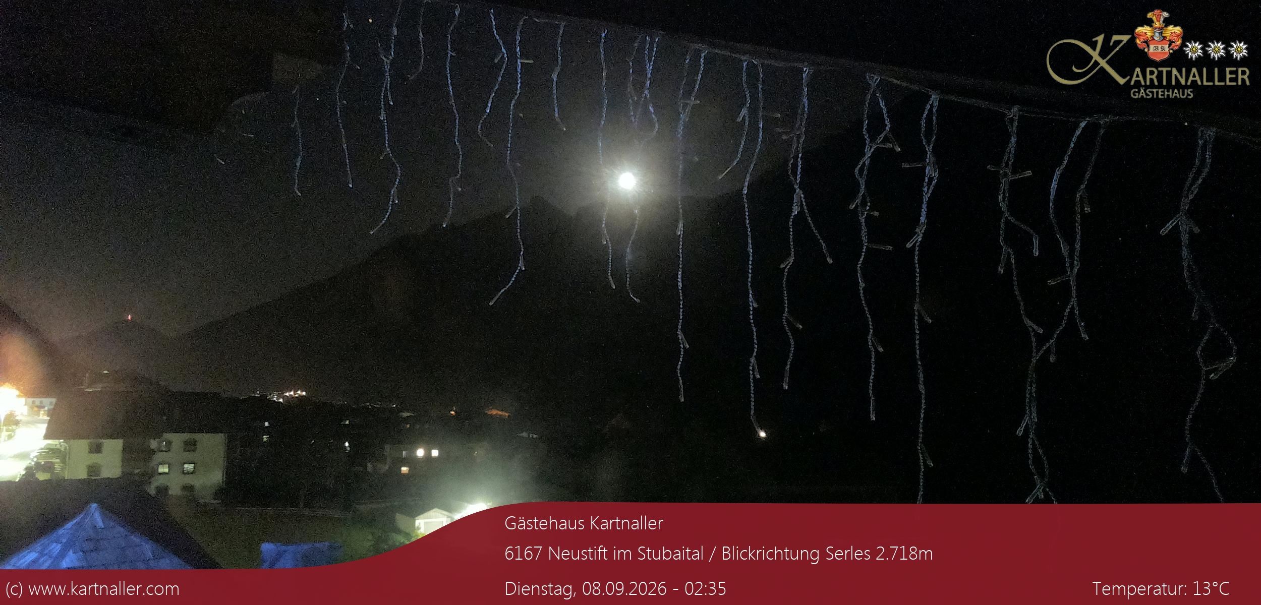Archiv Foto Webcam Blick Neustift und Serles / Stubaital