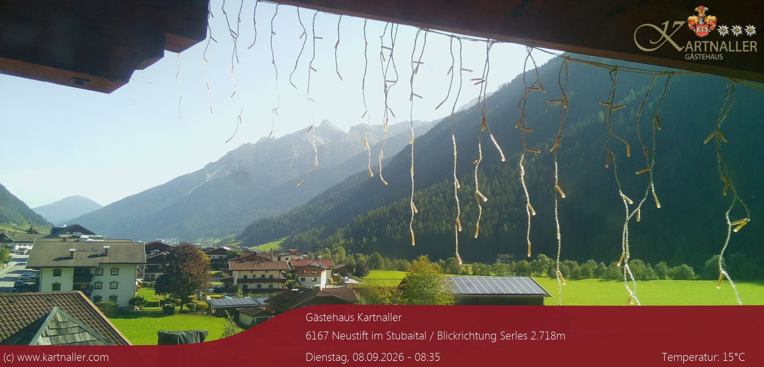 Archiv Foto Webcam Blick Neustift und Serles / Stubaital