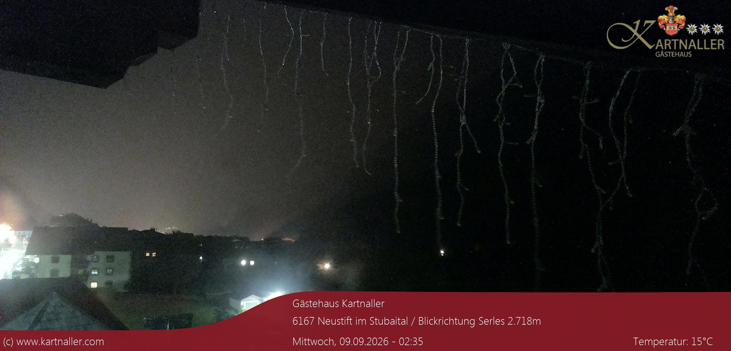 Archiv Foto Webcam Blick Neustift und Serles / Stubaital
