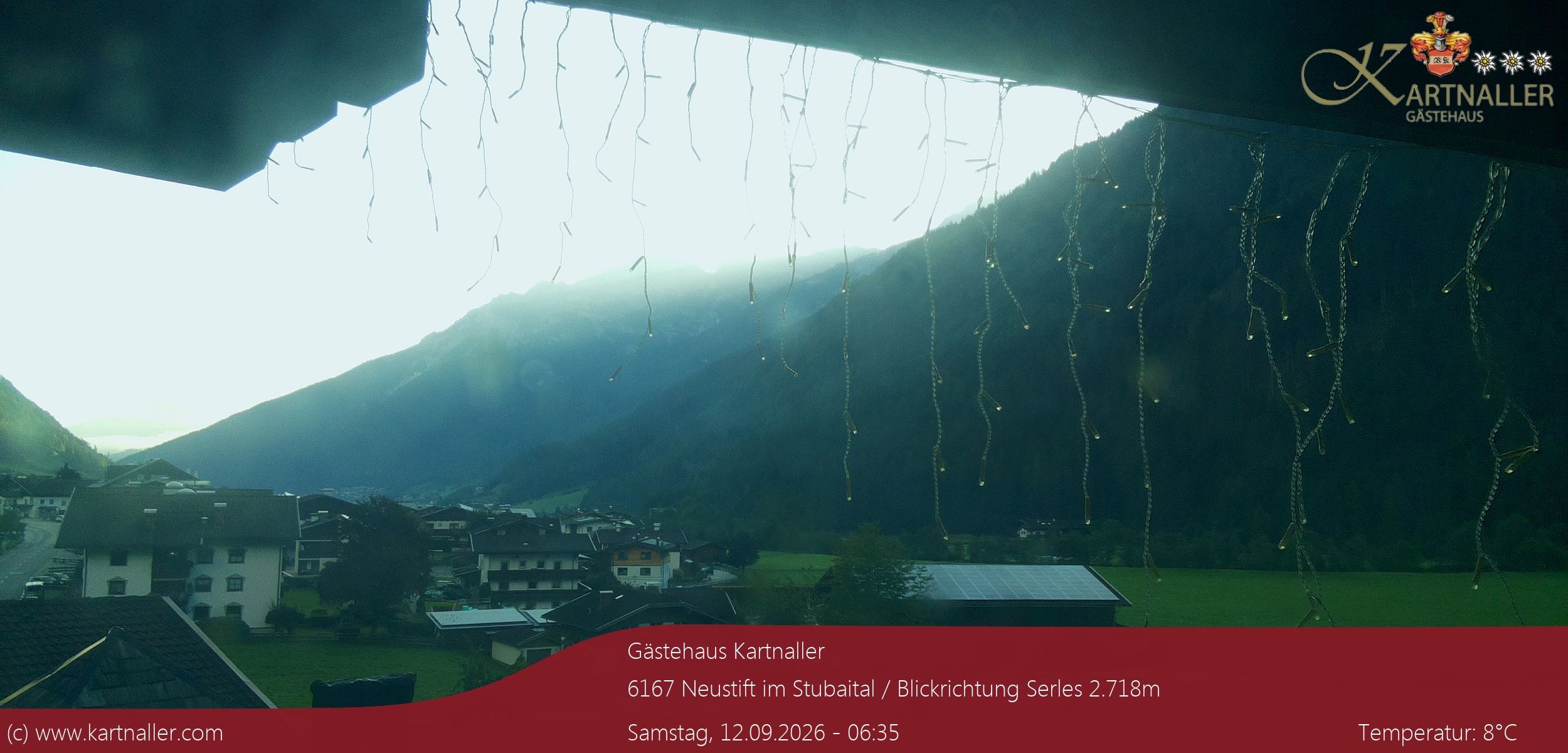 Archiv Foto Webcam Blick Neustift und Serles / Stubaital