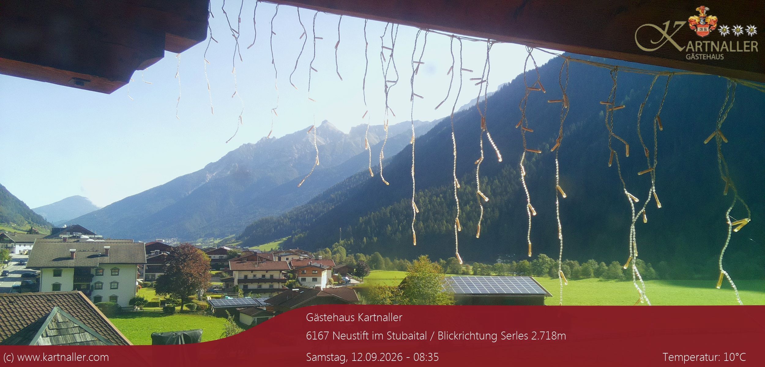 Archiv Foto Webcam Blick Neustift und Serles / Stubaital