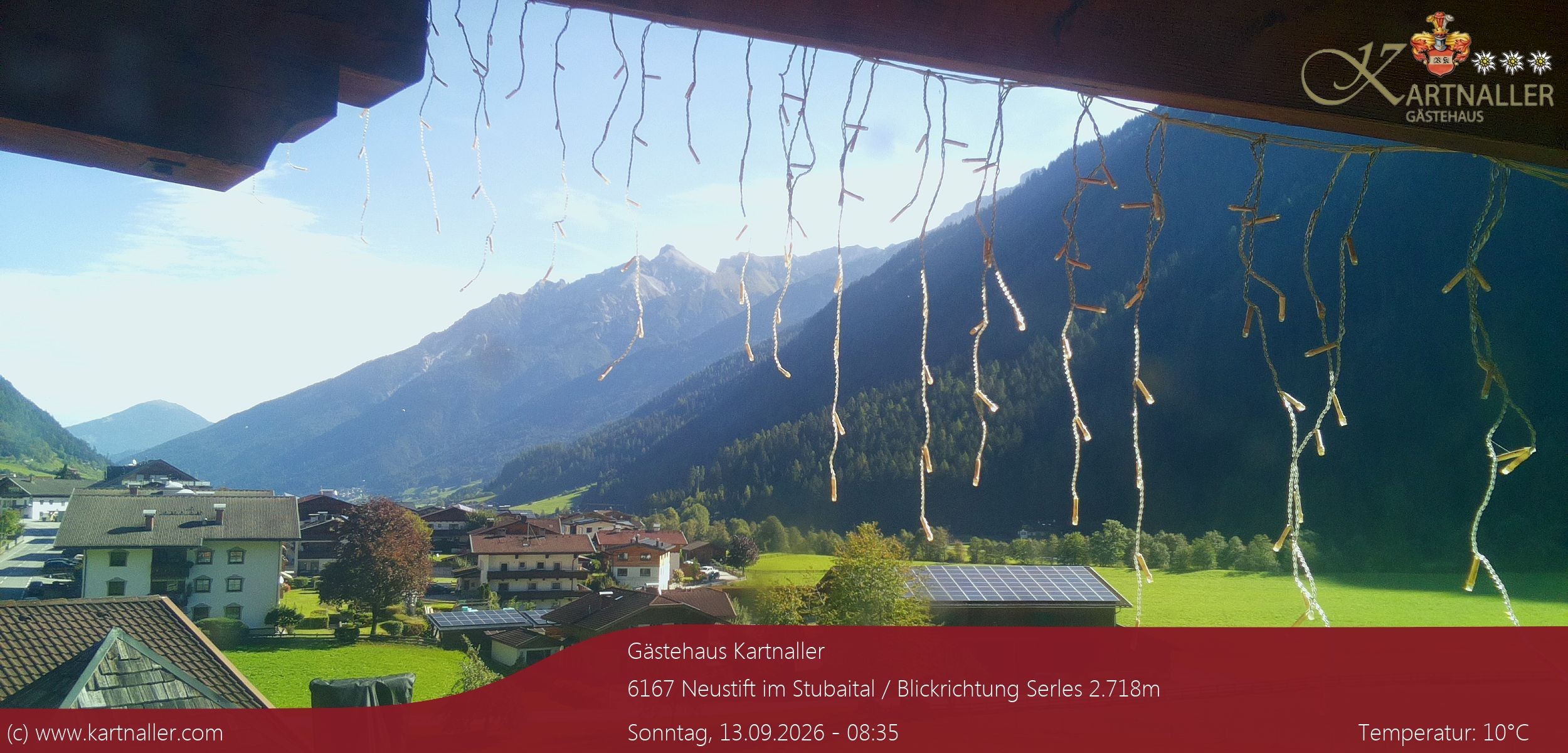 Archiv Foto Webcam Blick Neustift und Serles / Stubaital