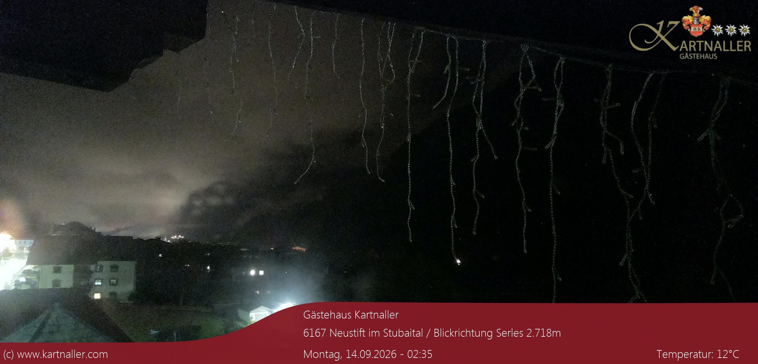 Archiv Foto Webcam Blick Neustift und Serles / Stubaital