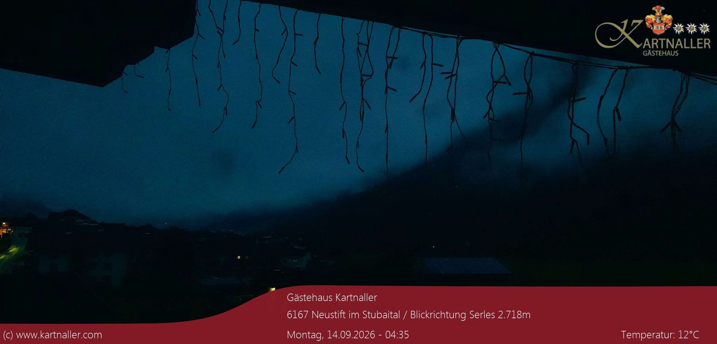 Archiv Foto Webcam Blick Neustift und Serles / Stubaital