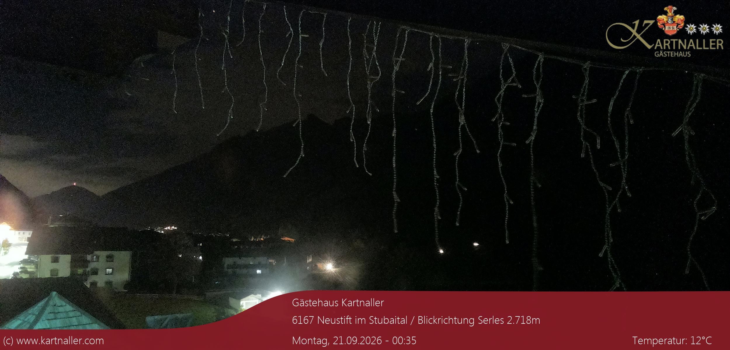 Archived image Webcam View to Neustift and Serles