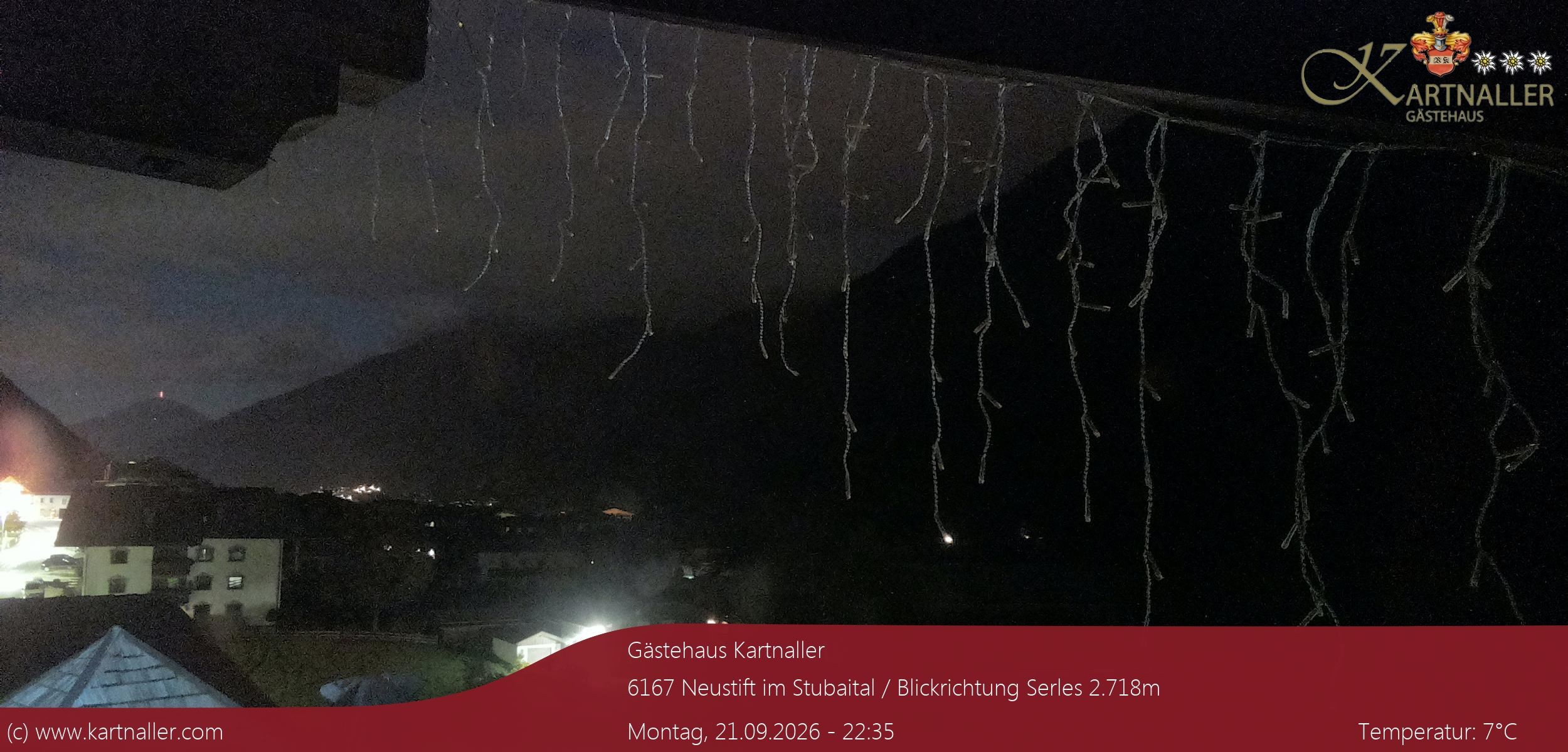 Archived image Webcam View to Neustift and Serles