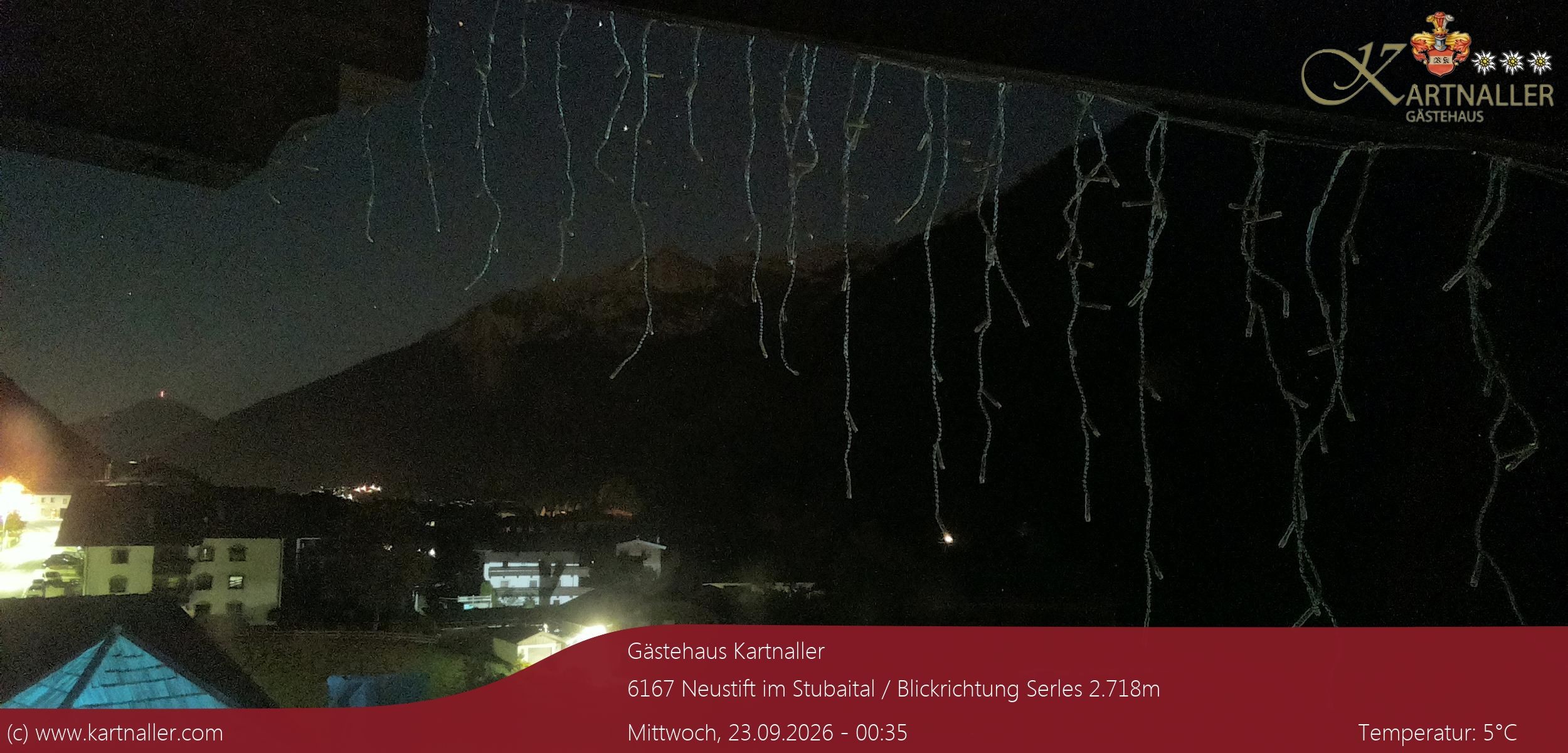 Archived image Webcam View to Neustift and Serles