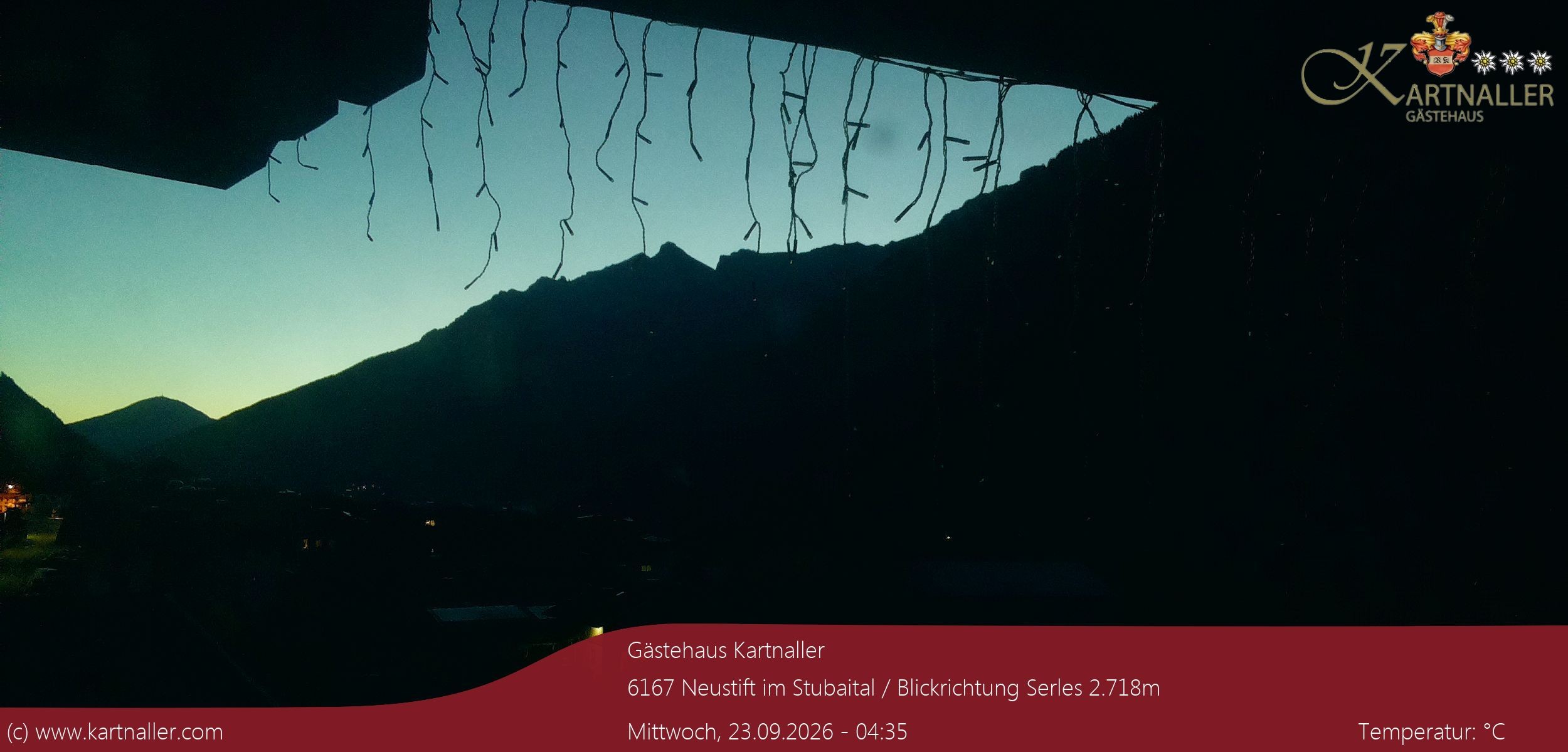 Archived image Webcam View to Neustift and Serles