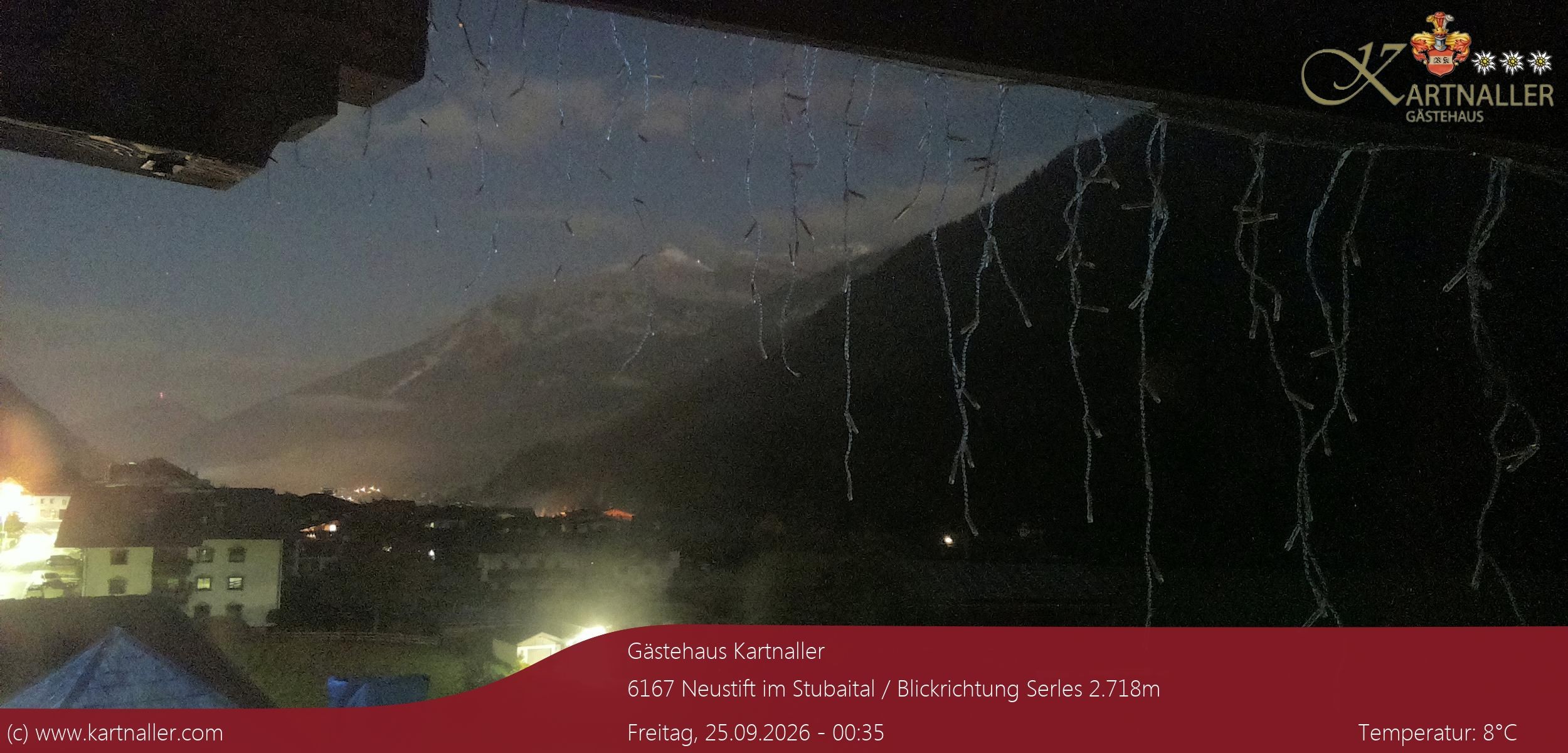 Archiv Foto Webcam Blick Neustift und Serles / Stubaital