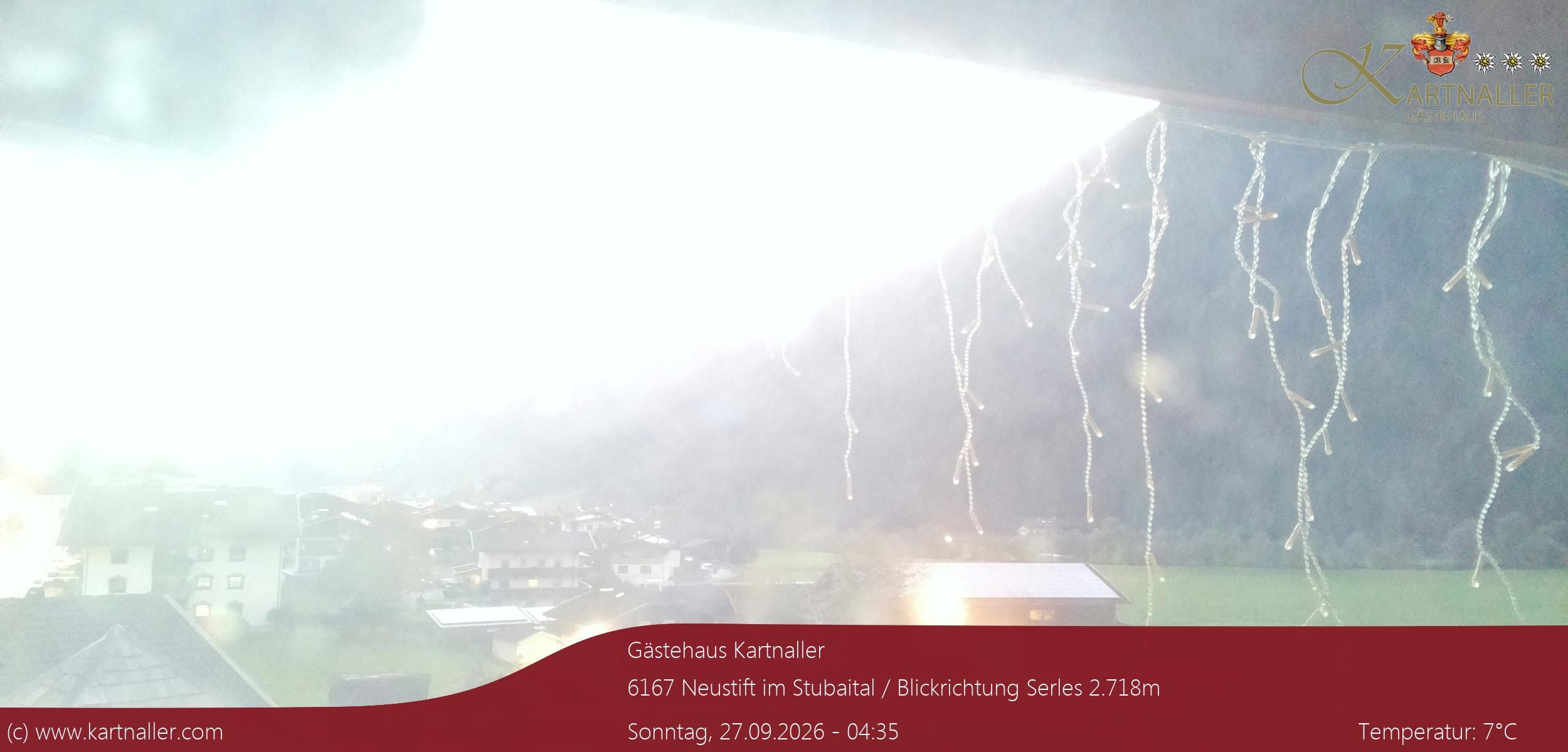 Archiv Foto Webcam Blick Neustift und Serles / Stubaital