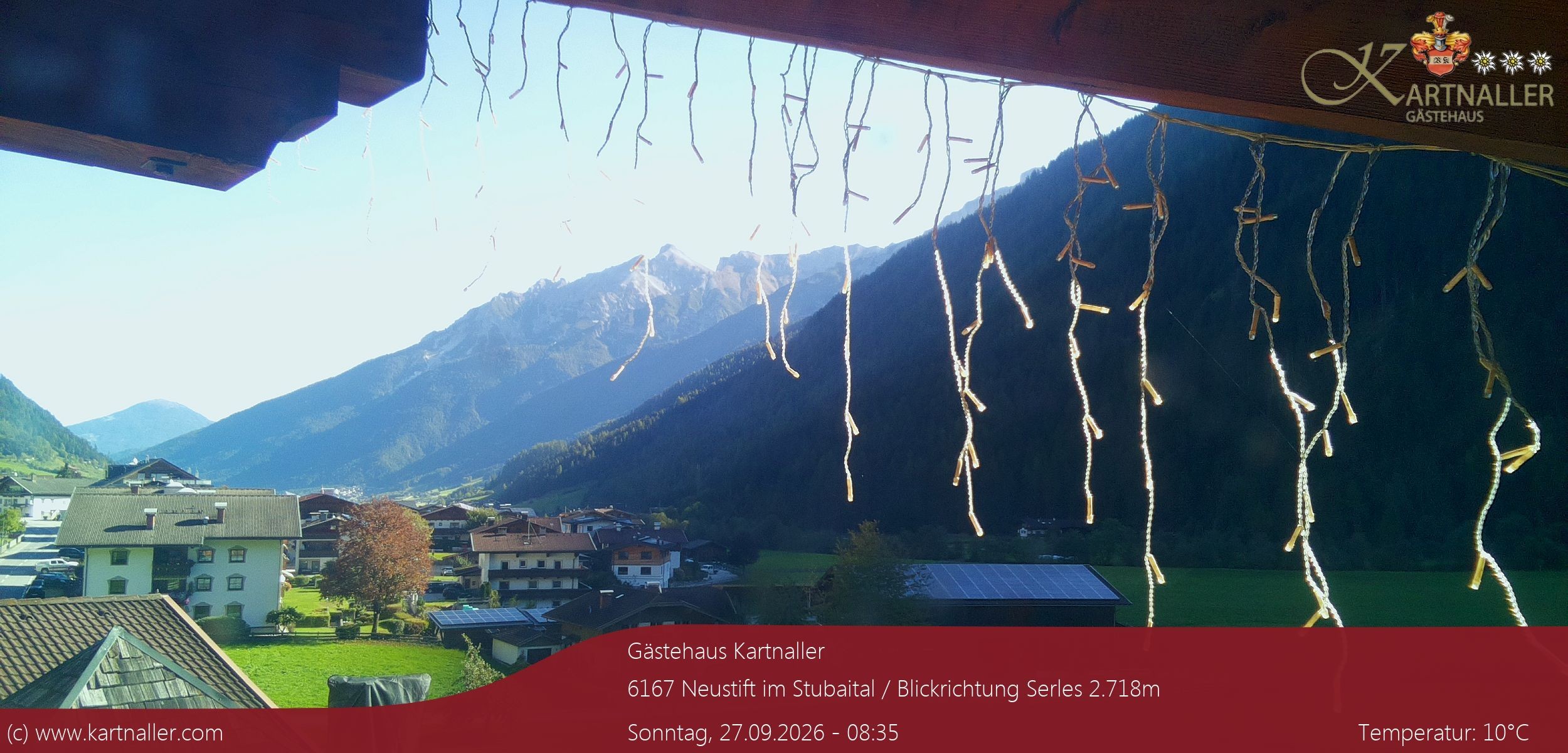 Archiv Foto Webcam Blick Neustift und Serles / Stubaital