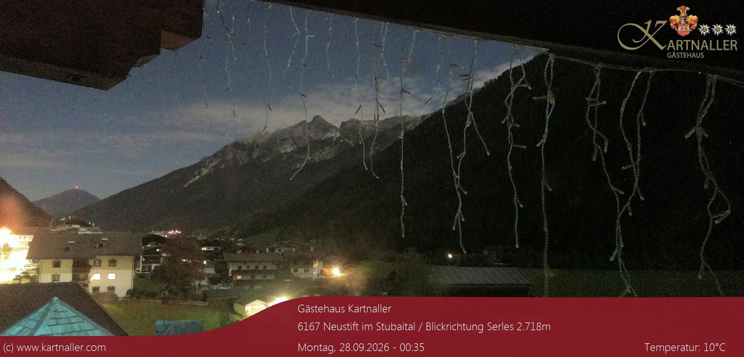 Archiv Foto Webcam Blick Neustift und Serles / Stubaital