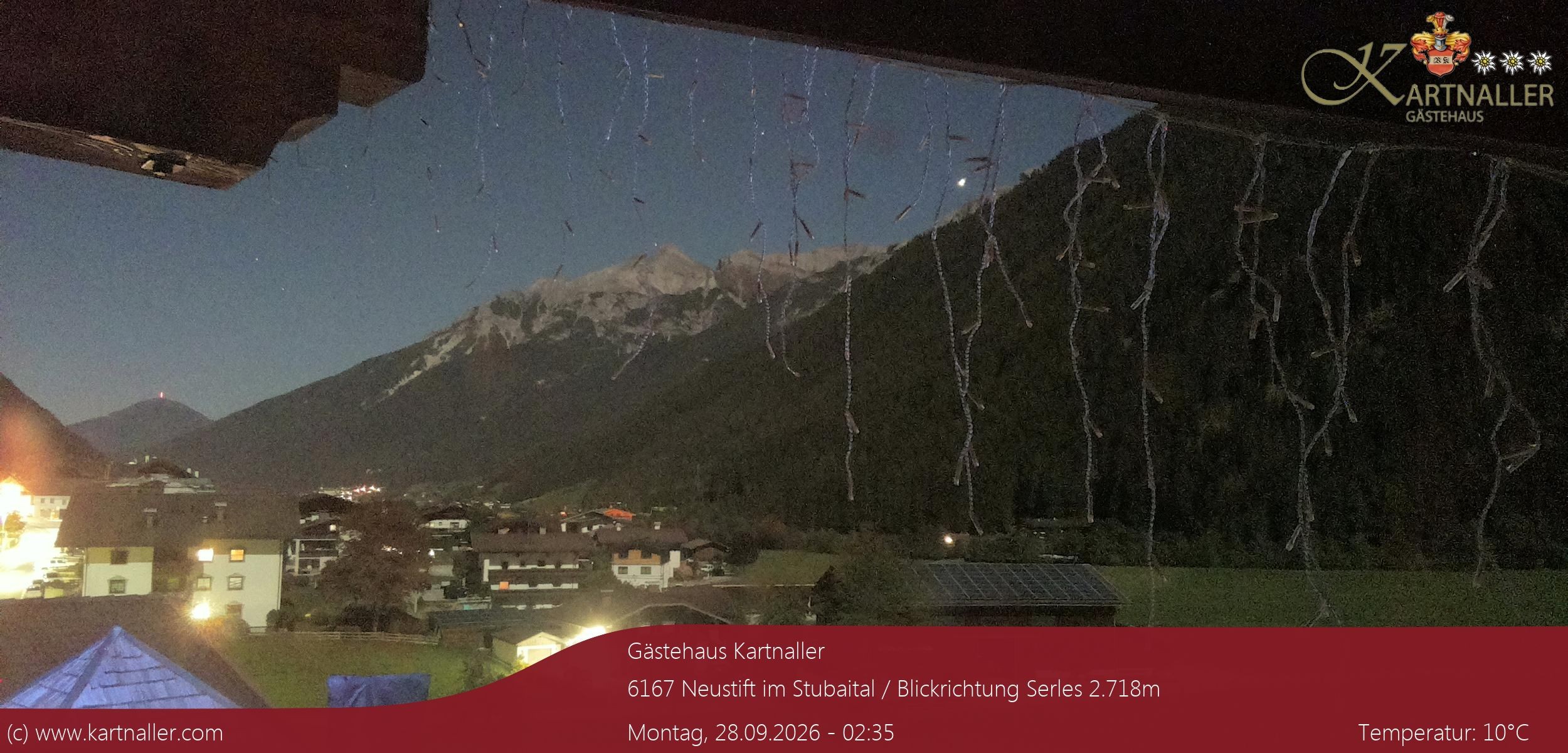 Archiv Foto Webcam Blick Neustift und Serles / Stubaital