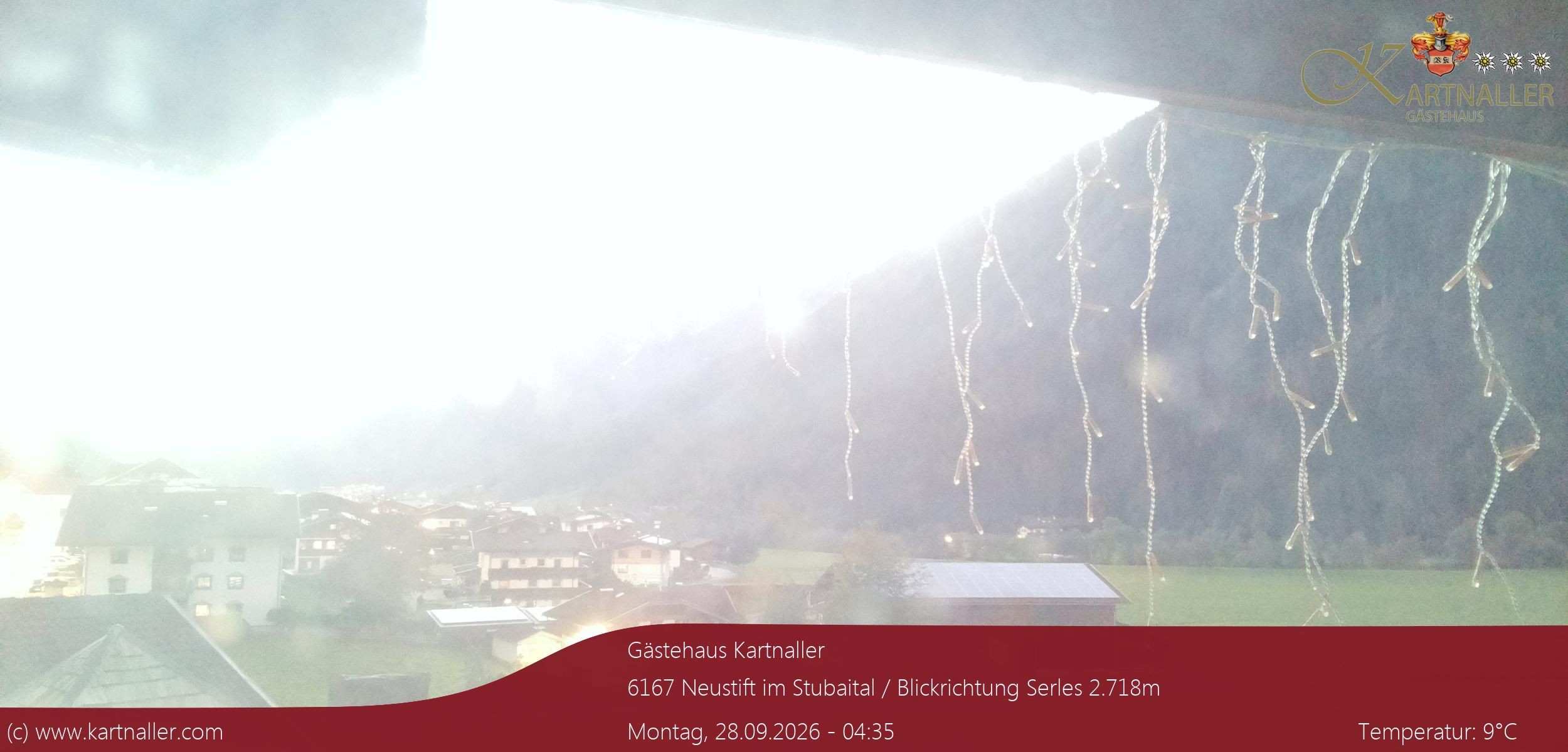 Archived image Webcam View to Neustift and Serles