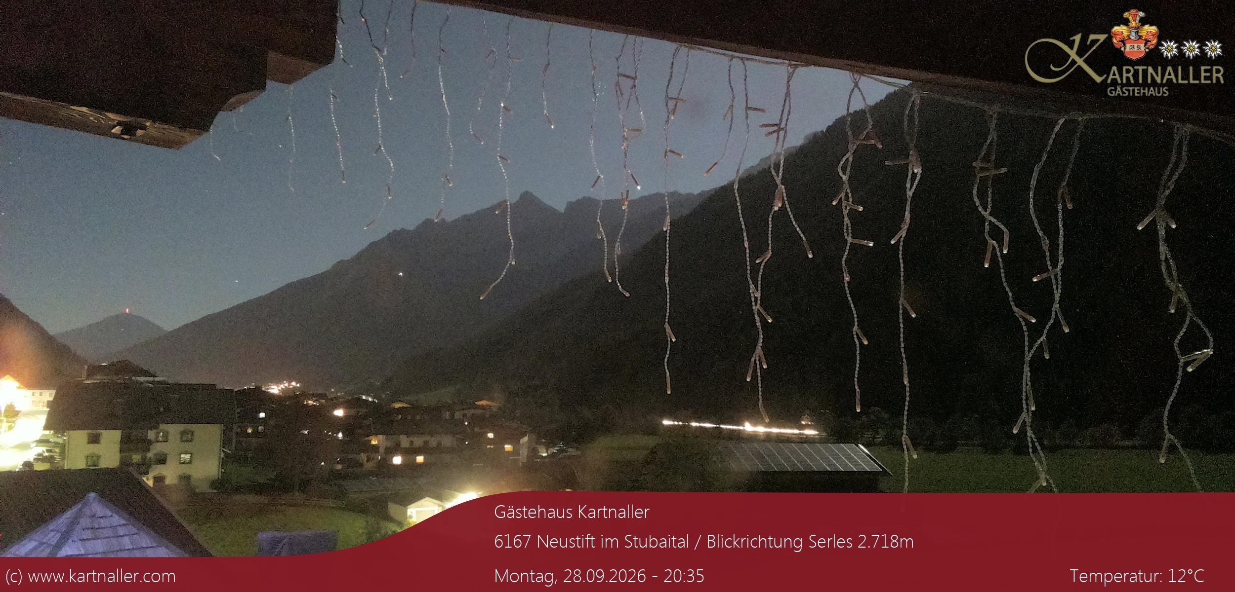 Archiv Foto Webcam Blick Neustift und Serles / Stubaital