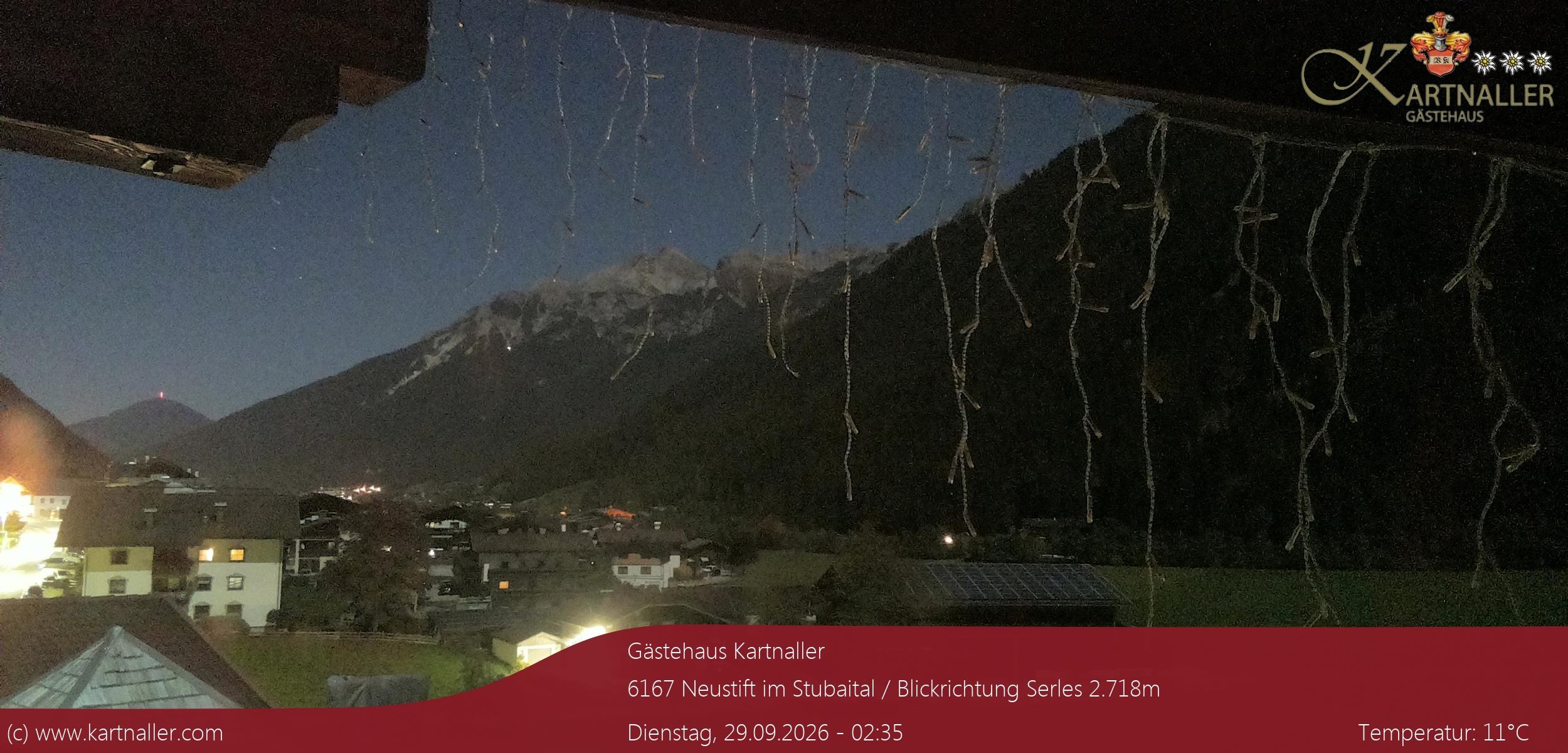 Archiv Foto Webcam Blick Neustift und Serles / Stubaital